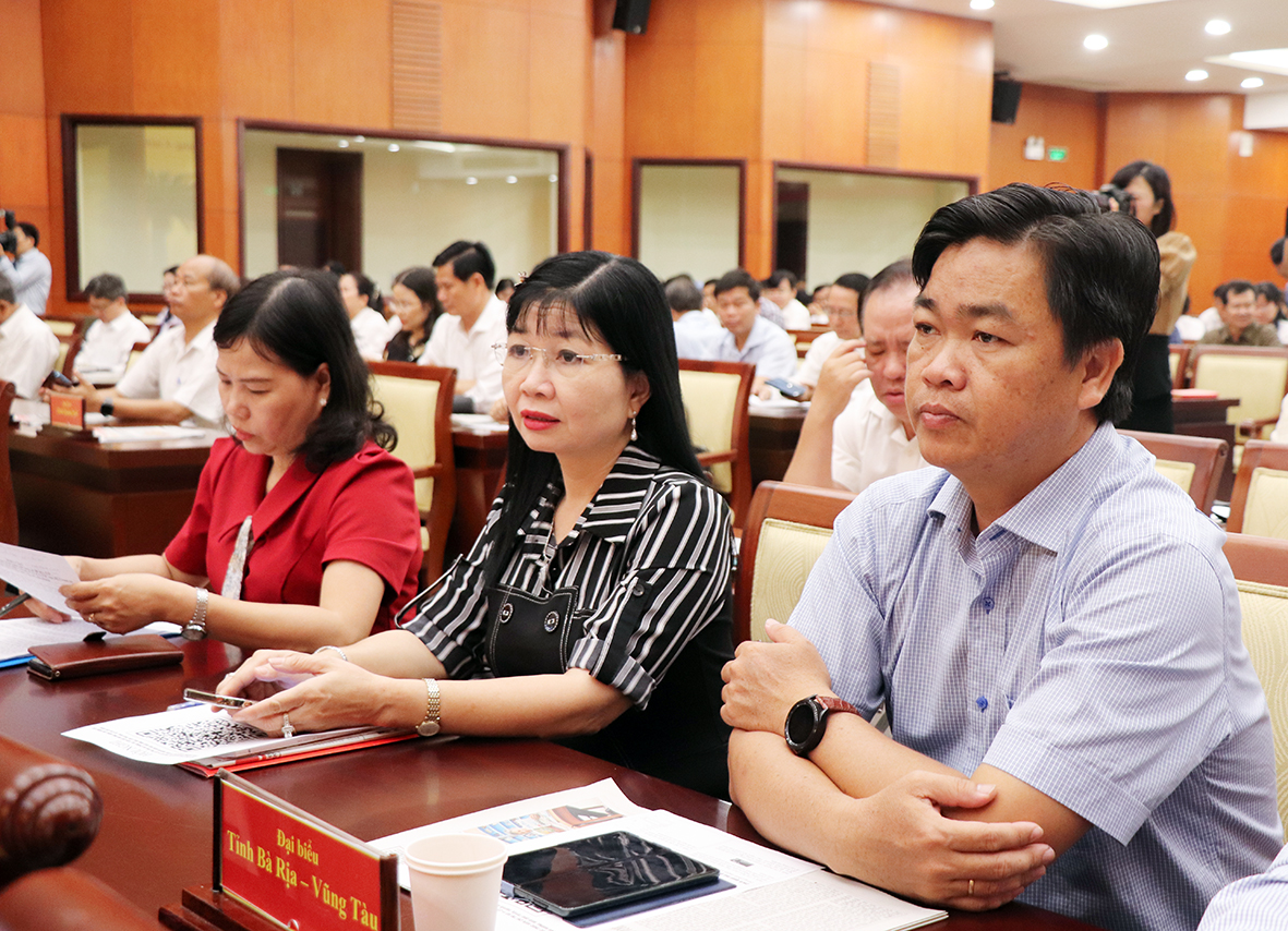 Ông Lê Văn Minh, Phó Trưởng Ban Tuyên giáo Tỉnh ủy tham dự Hội nghị.
