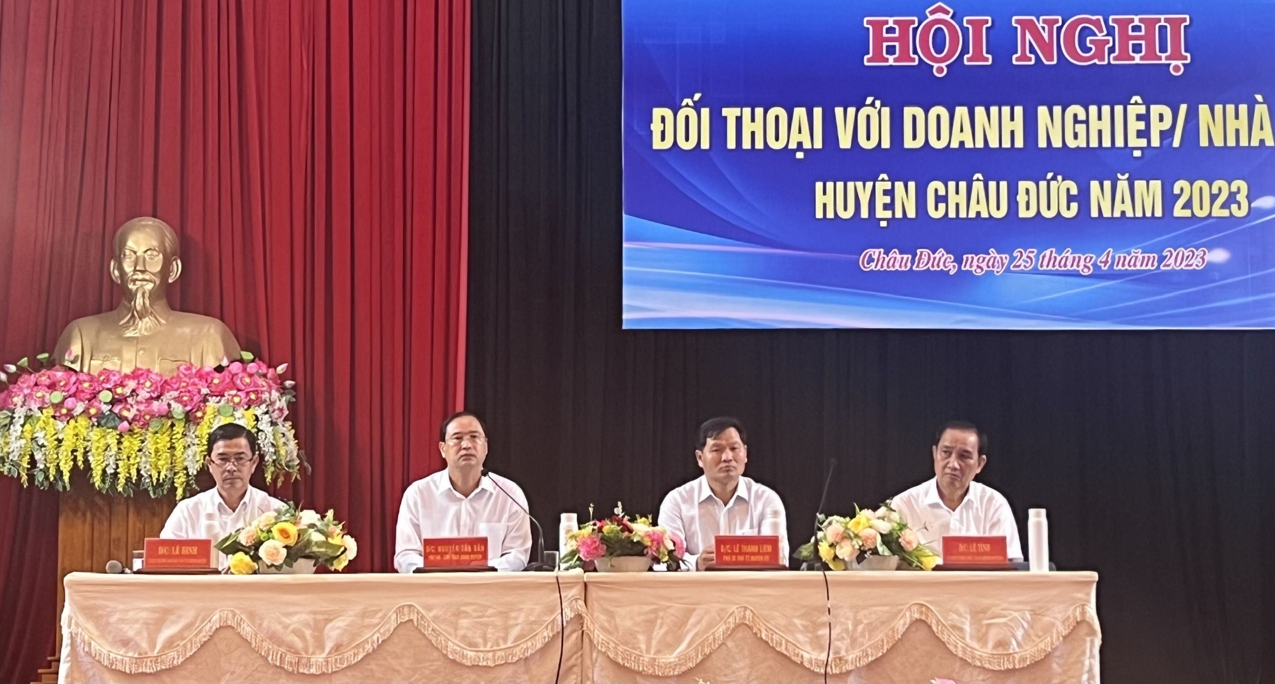 Lãnh đạo huyện Châu Đức chủ trì hội nghị đối thoại với doanh nghiệp, nhà đầu tư trên địa bàn 
