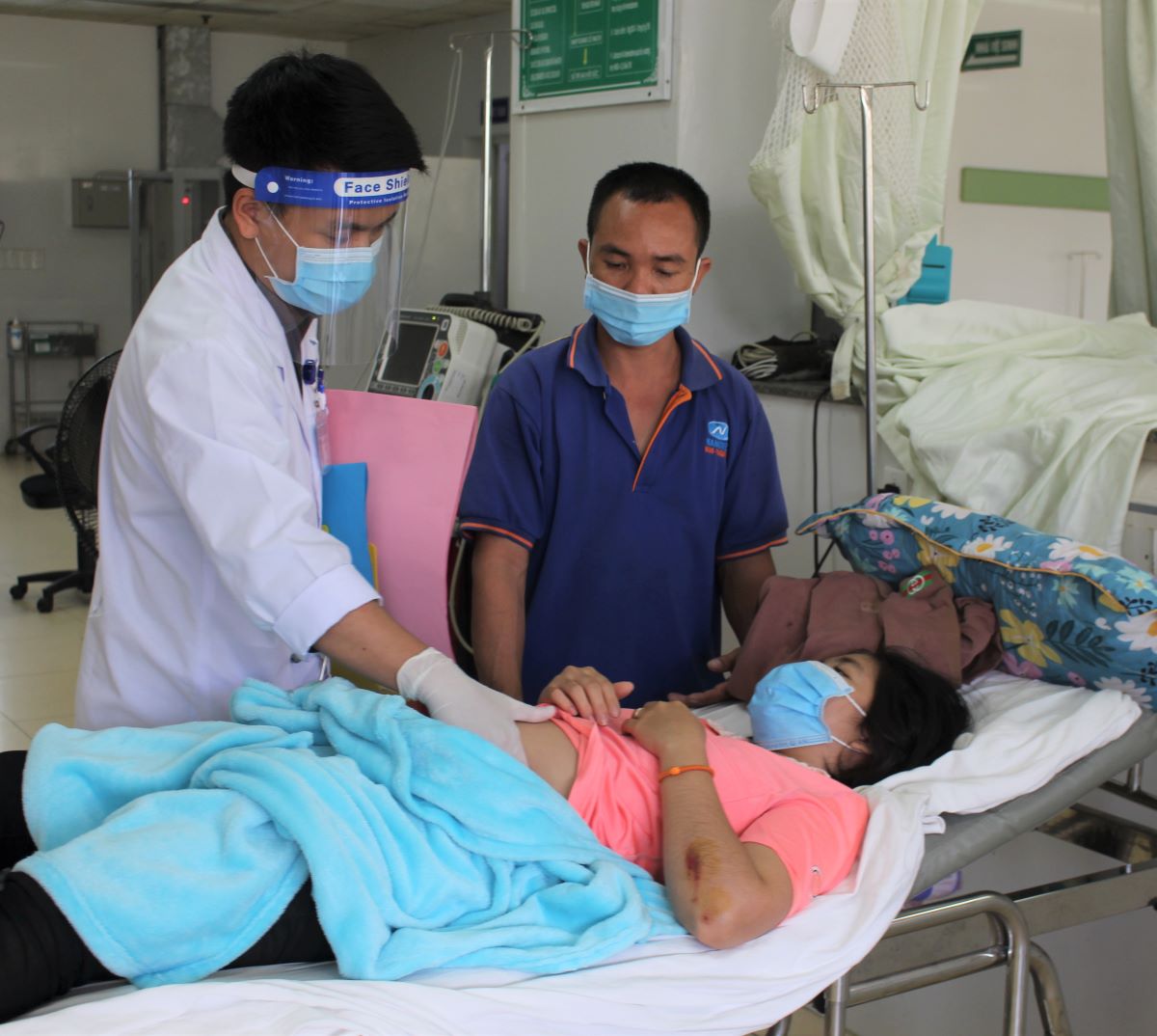 Các bệnh viện tăng cường nhiễm khuẩn nhằm phòng, chống dịch COVID-19.