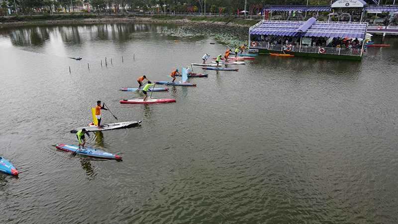 Các VĐV SUP trong quá trình thi đấu