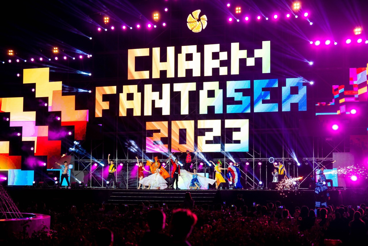 Đêm nhạc Charm Fantasea