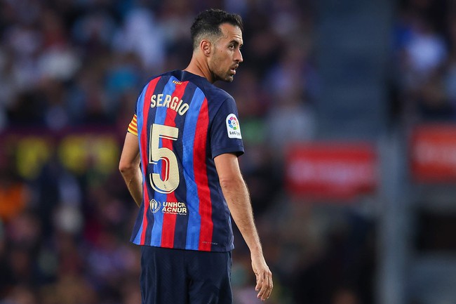 Al Hilal, Al Nassr và Al-Shabab theo đuổi Sergio Busquets.