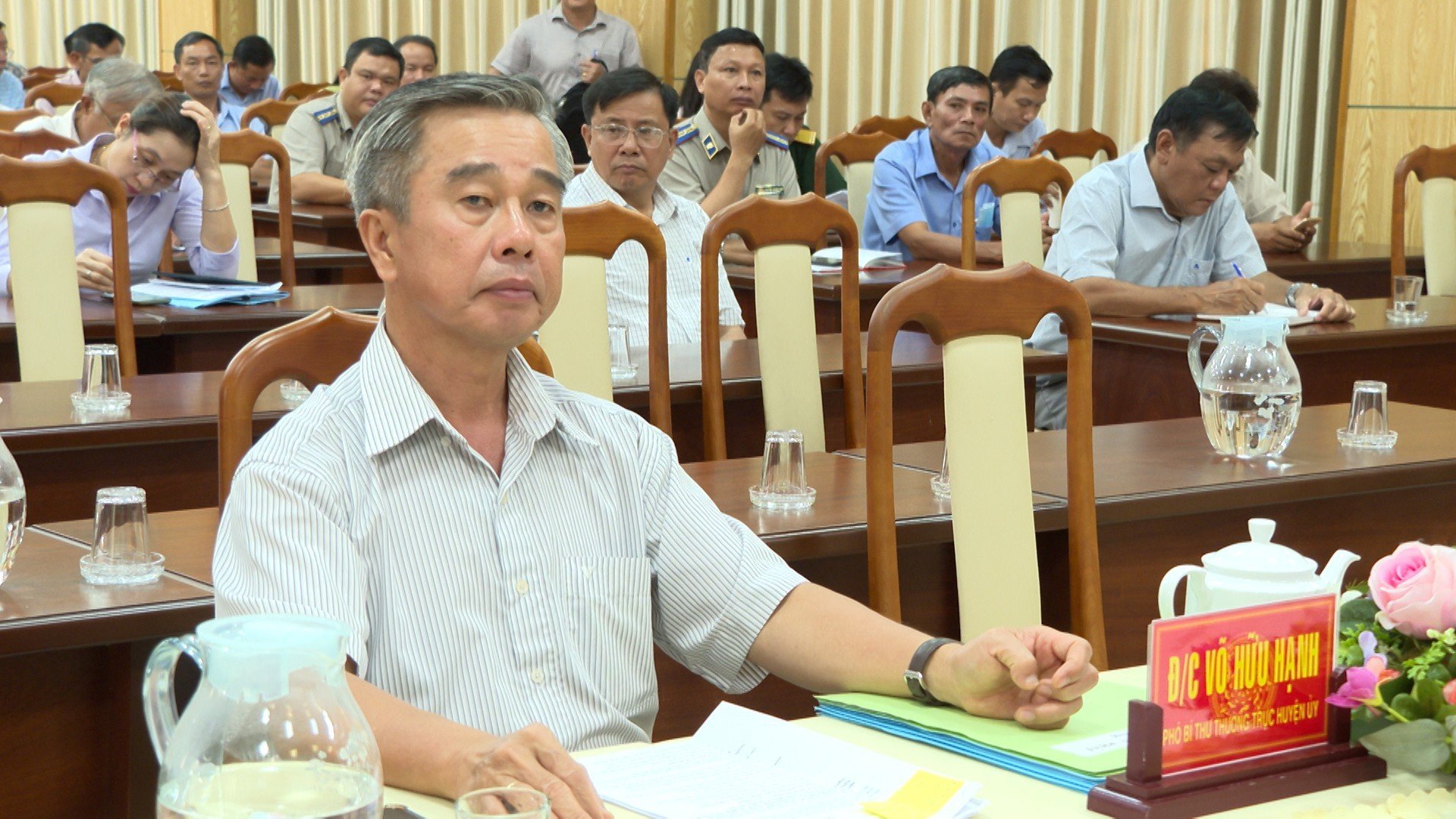 Các đại biểu tham gia buổi nói chuyện.