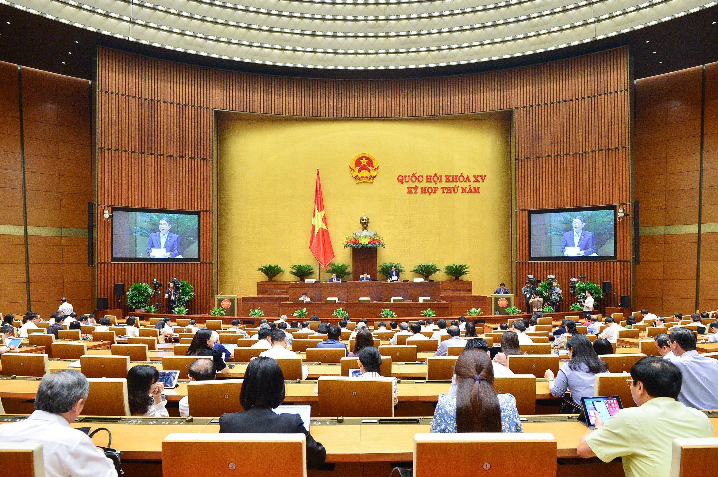 Quang cảnh kỳ họp sáng 26/5