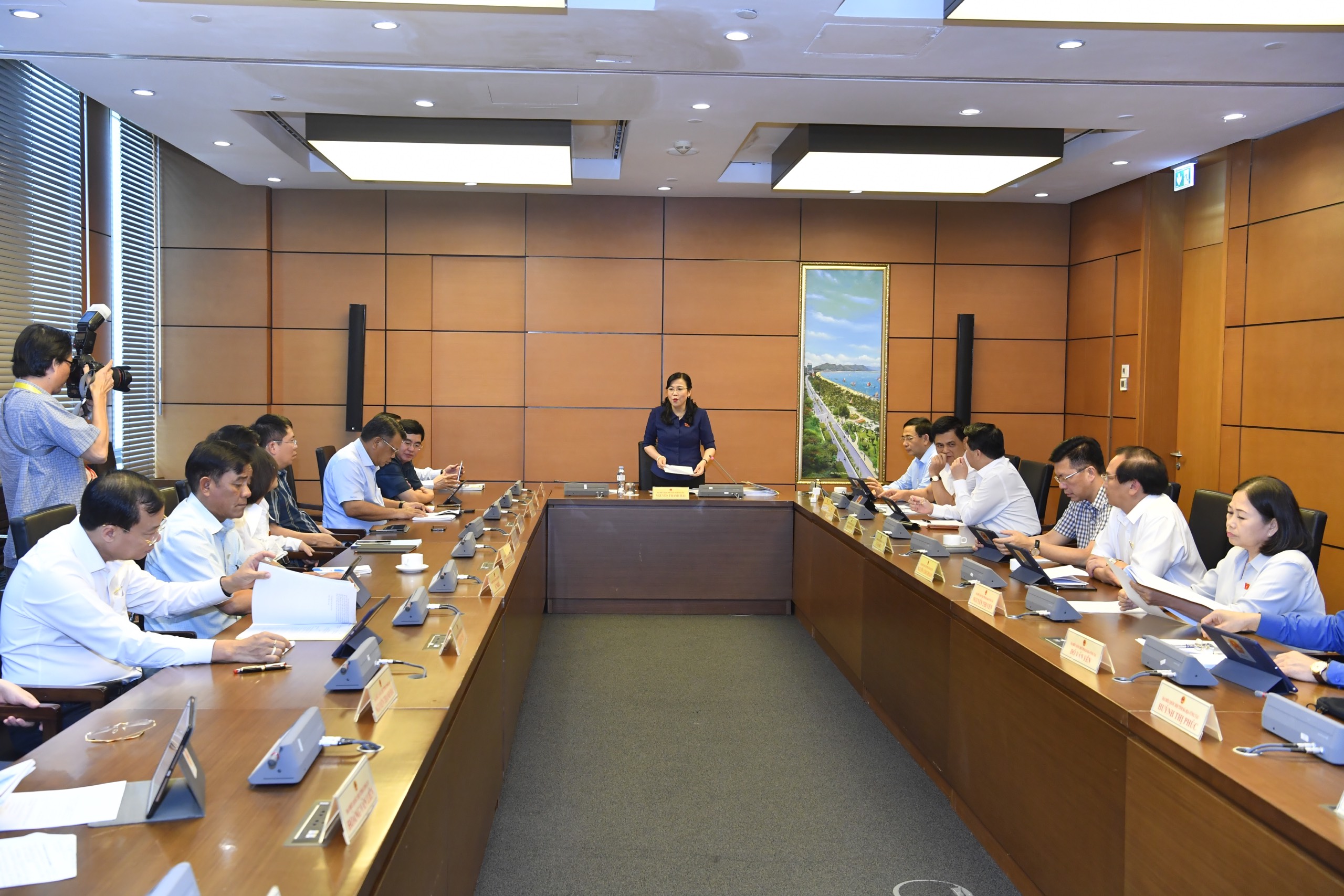 Quang cảnh buổi thảo luận tổ 7