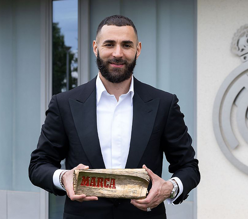 Benzema gắn bó với Real Madrid thêm 1 năm.