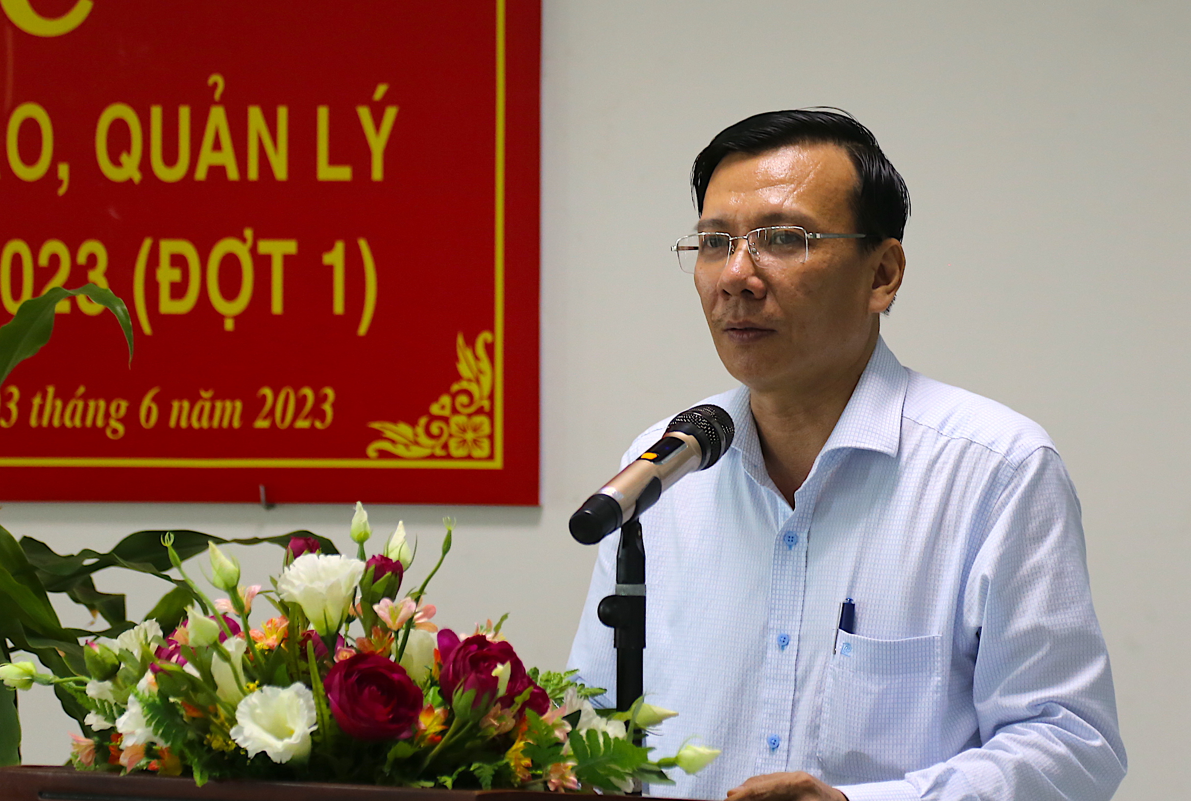 Ông Võ Huy Hoàng, Giám đốc Sở Tư pháp phát biểu khai mạc kỳ thi.