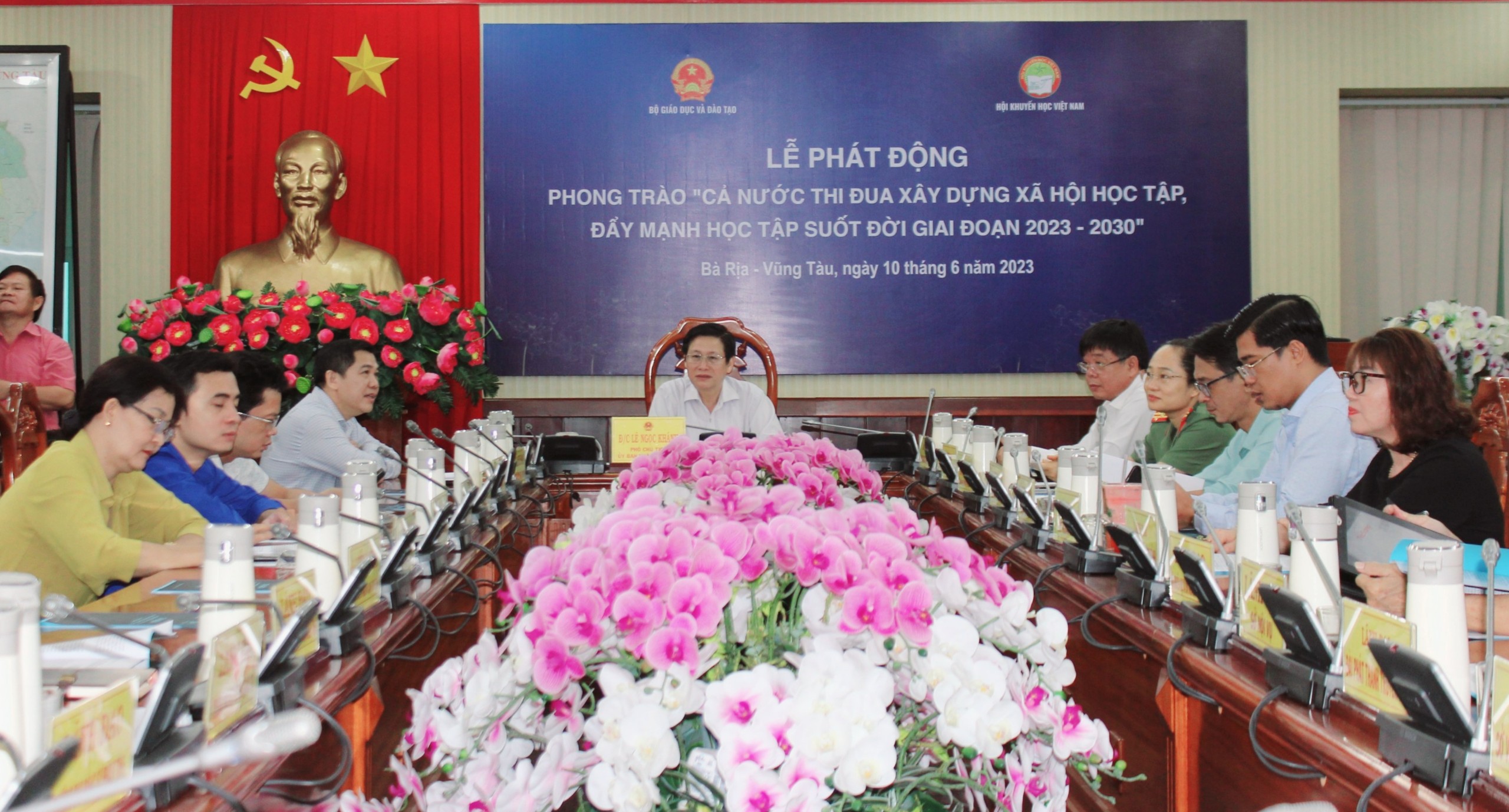 Phó Chủ tịch UBND tỉnh Lê Ngọc Khánh chủ trì tại điểm cầu tỉnh bà Rịa-Vũng Tàu.