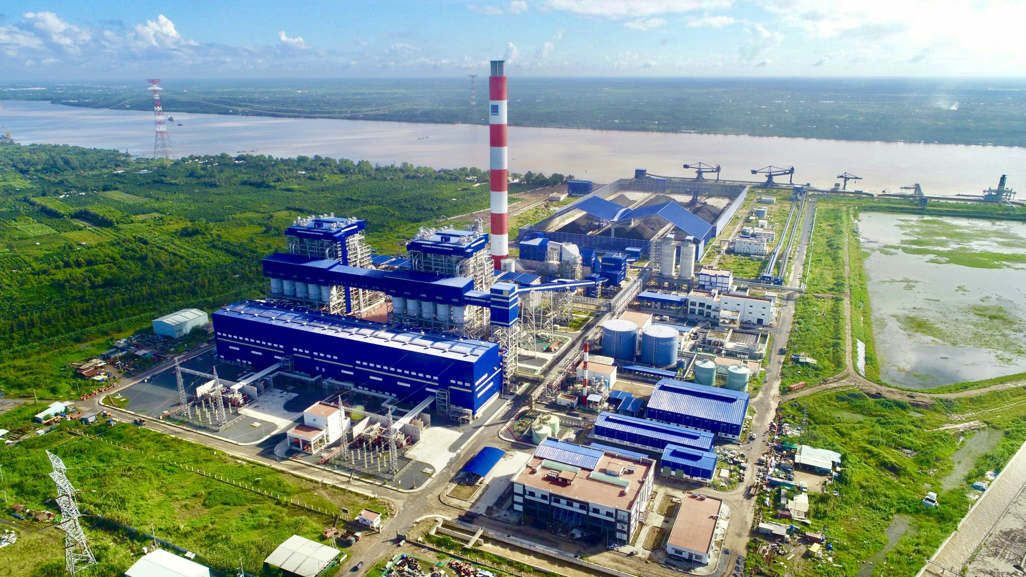 Các nhà máy điện của Petrovietnam, PV Power nỗ lực đảm bảo cung ứng  điện cho kinh tế và đời sống