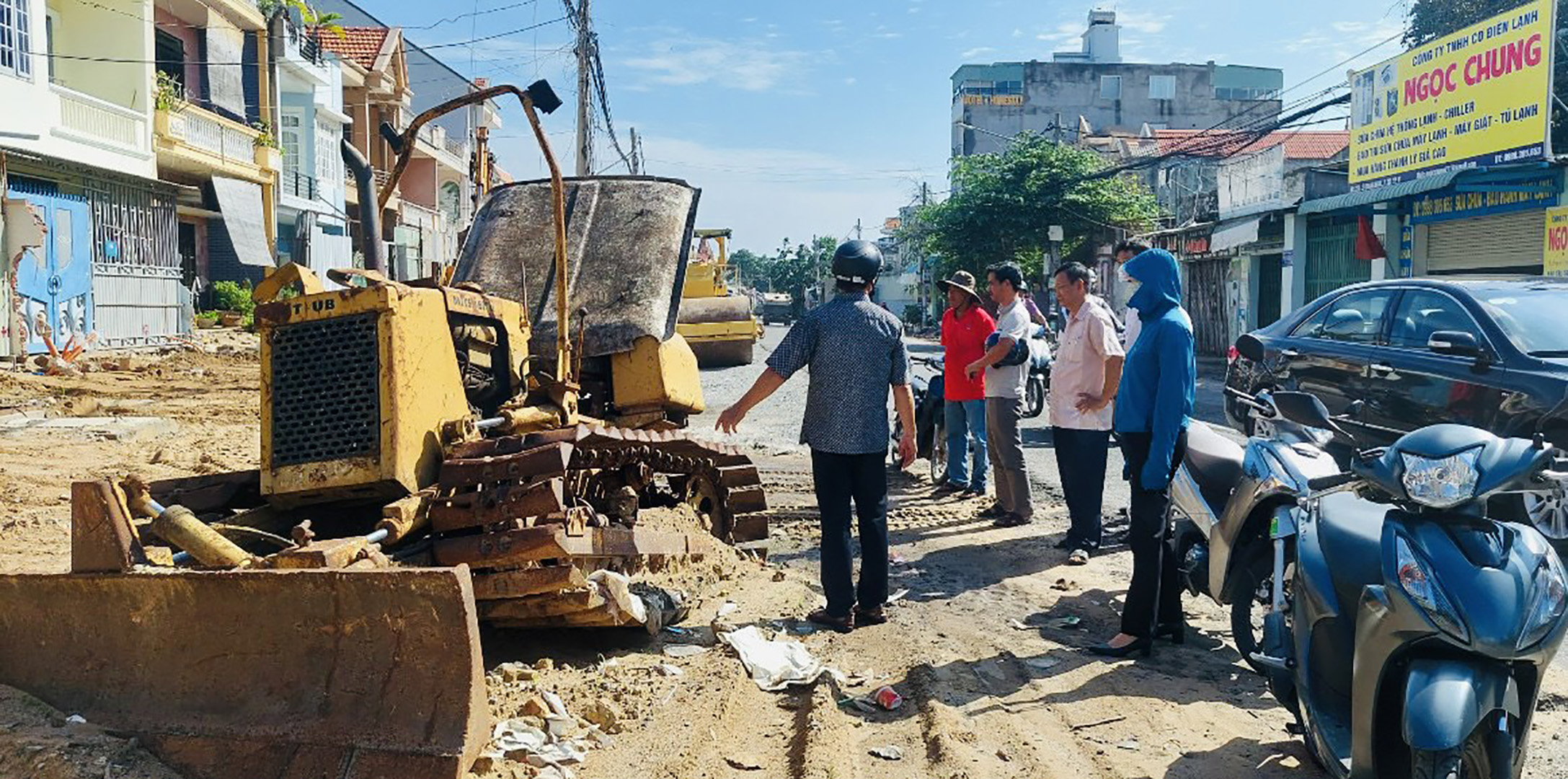 Ban GSĐTCCĐ phường 9 giám sát công trình cải tạo nâng cấp đường Lê Quang Định