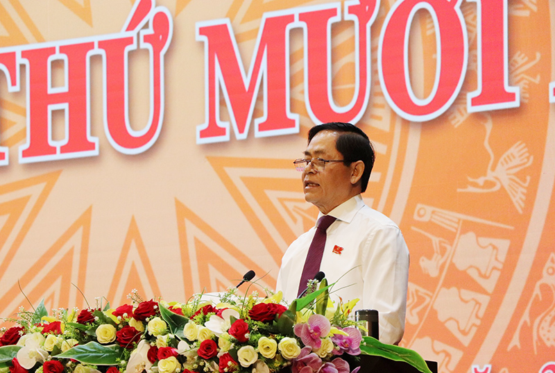 Ông Phạm Viết Thanh, Uỷ viên Trung ương Đảng, Bí thư Tỉnh uỷ, Chủ tịch HĐND tỉnh phát biểu bế mạc kỳ họp