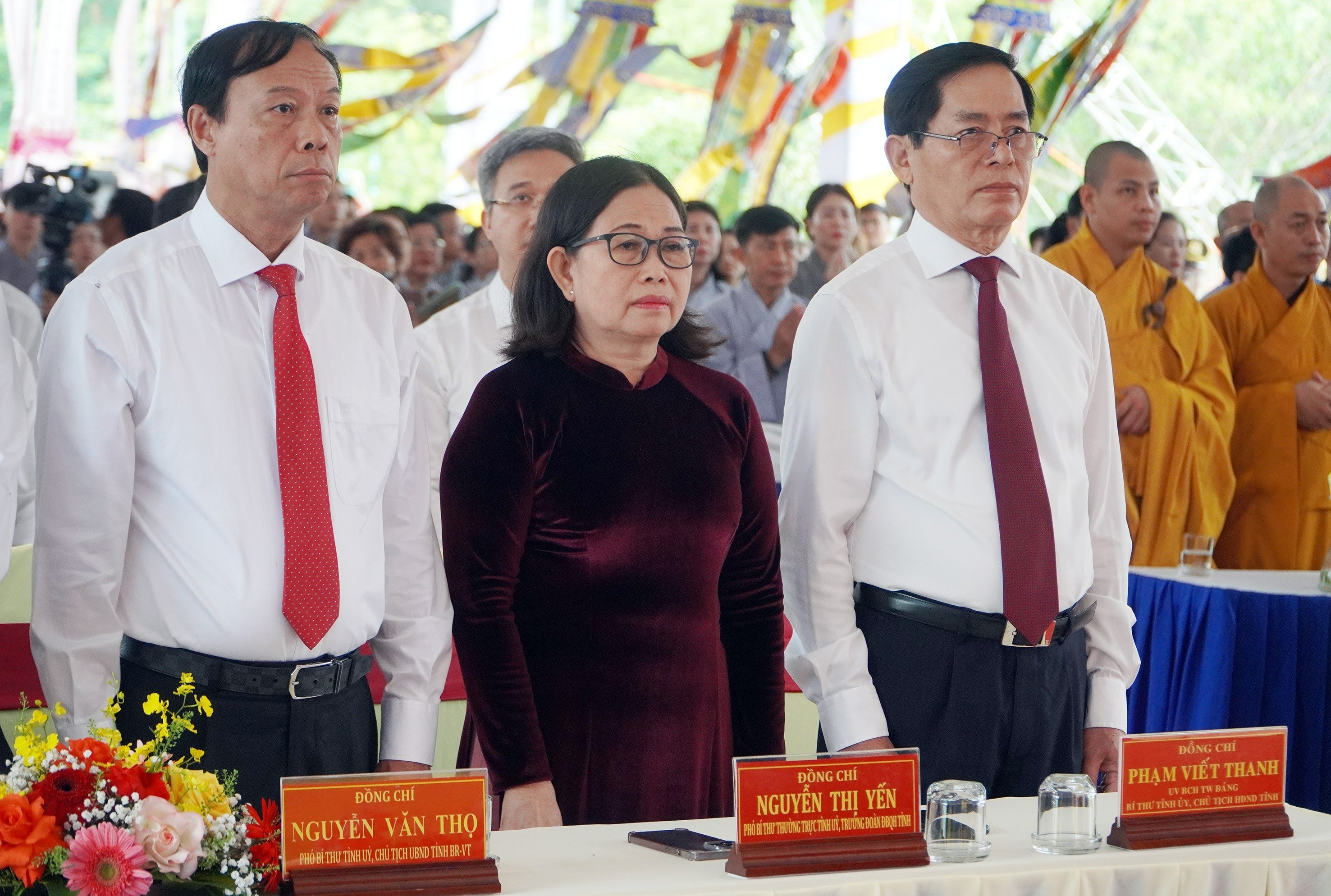 Thường trực Tỉnh ủy Bà Rịa-Vũng Tàu tham dự lễ truy niệm.