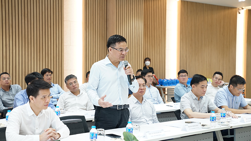 Ông Lê Mạnh Hùng, Tổng giám đốc Petrovietnam phát biểu tại buổi làm việc