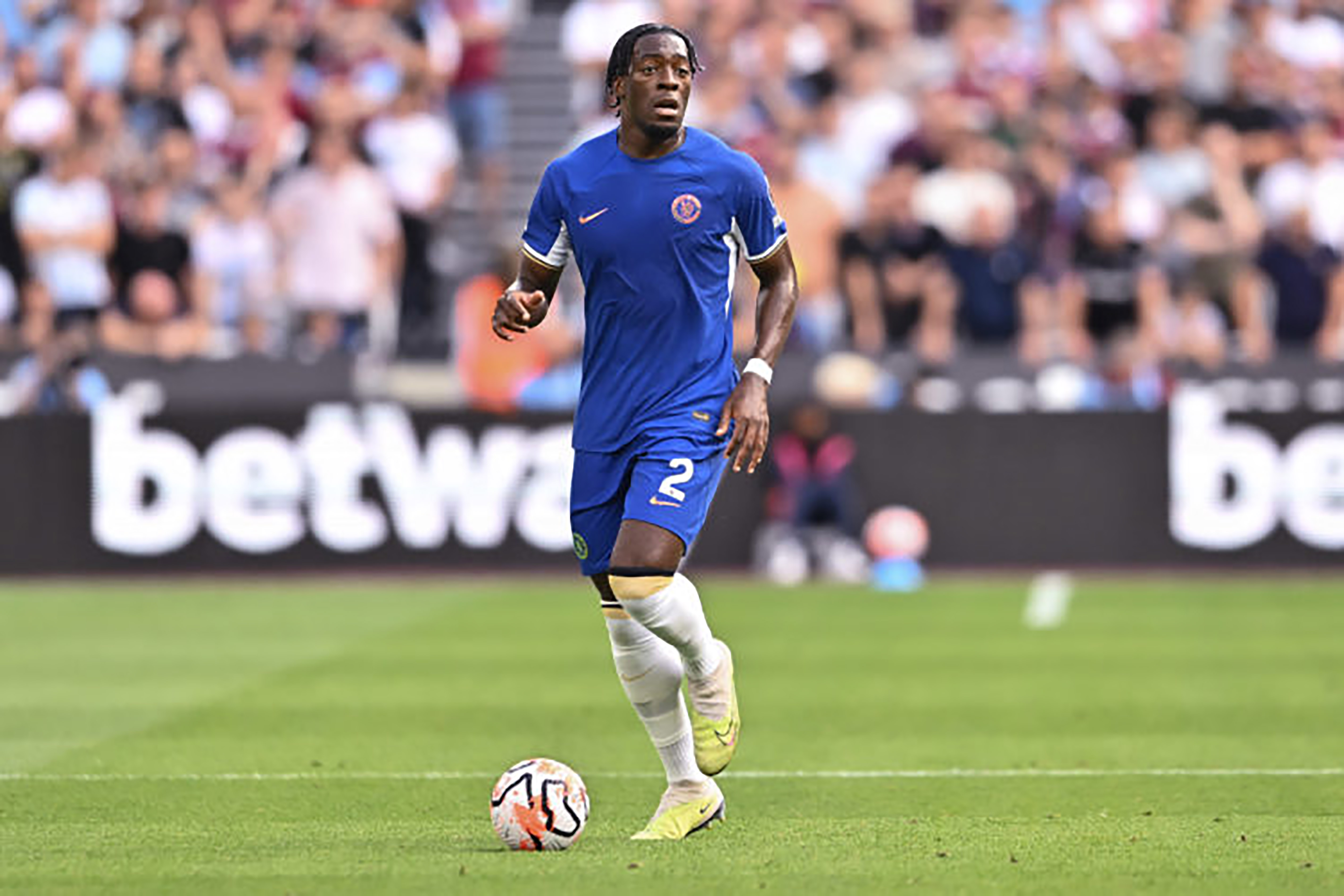 Disasi chỉ là một ví dụ điển hình cho sự mất phương hướng trong chuyển nhượng của Chelsea.