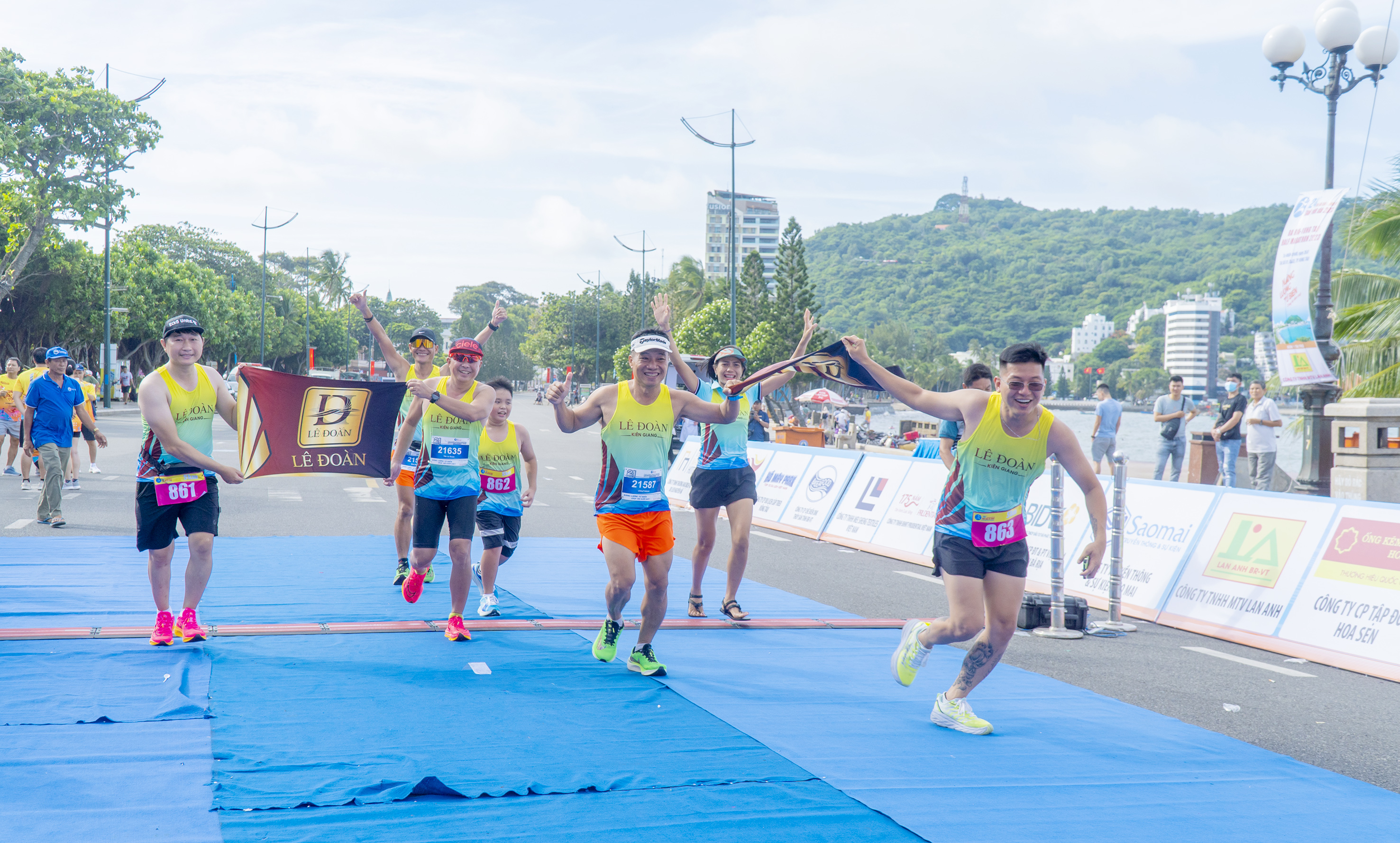 Các VĐV đến từ tỉnh Kiên Giang tham gia Giải Việt dã truyền thống Báo Bà Rịa-Vũng Tàu lần thứ 24 năm 2023.