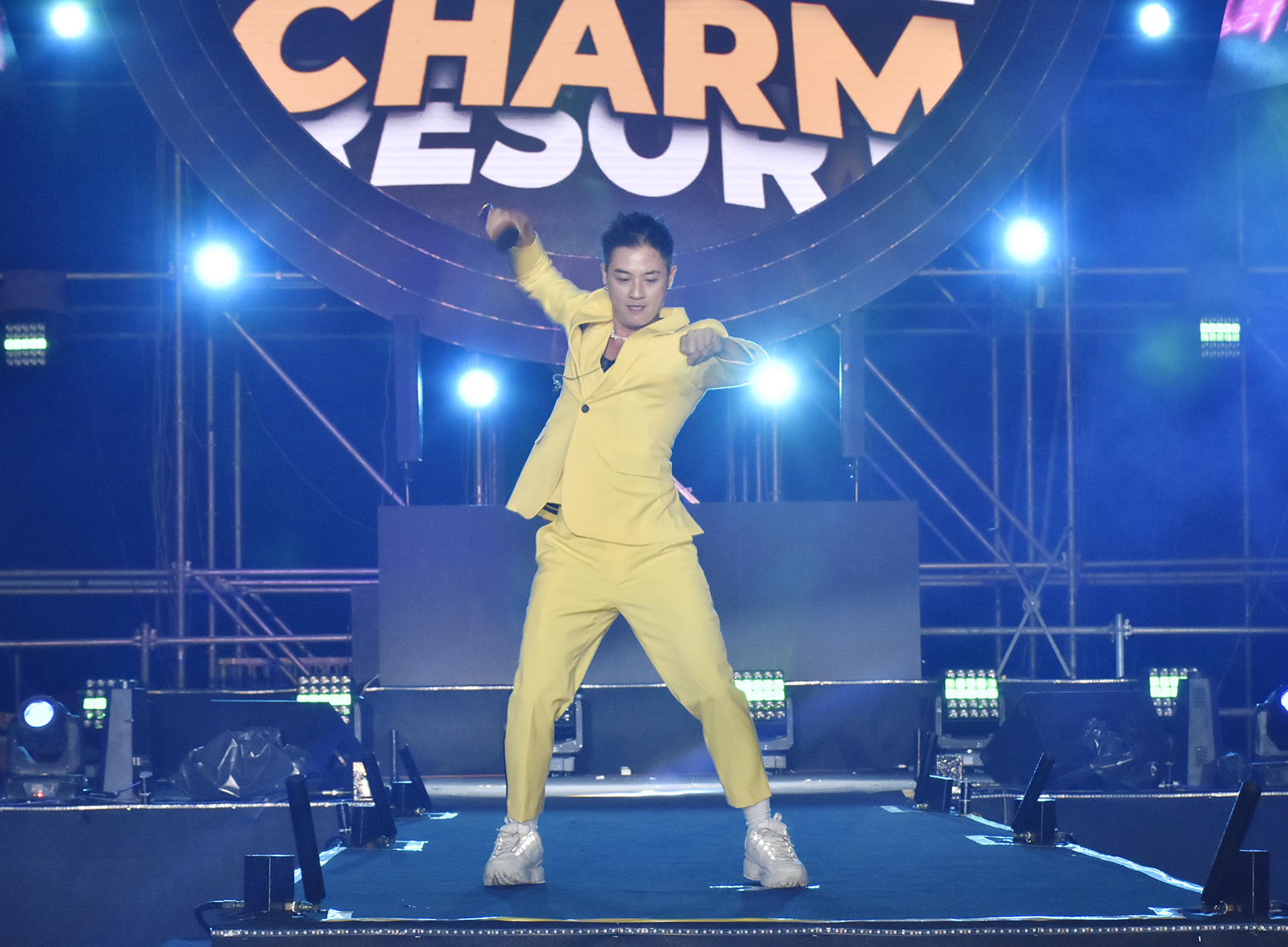 Ca sĩ Thanh Duy Idol sẽ hội tụ tại Hồ Tràm trong chương trình Let’s Charm Fest 2023.
