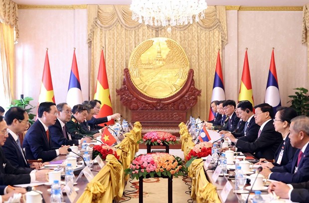 Chủ tịch nước Võ Văn Thưởng hội đàm với Tổng Bí thư, Chủ tịch nước Lào Thongloun Sisoulith nhân chuyến thăm chính thức Cộng hòa Dân chủ Nhân dân Lào hồi tháng Tư vừa qua. (Ảnh: Thống Nhất/TTXVN)