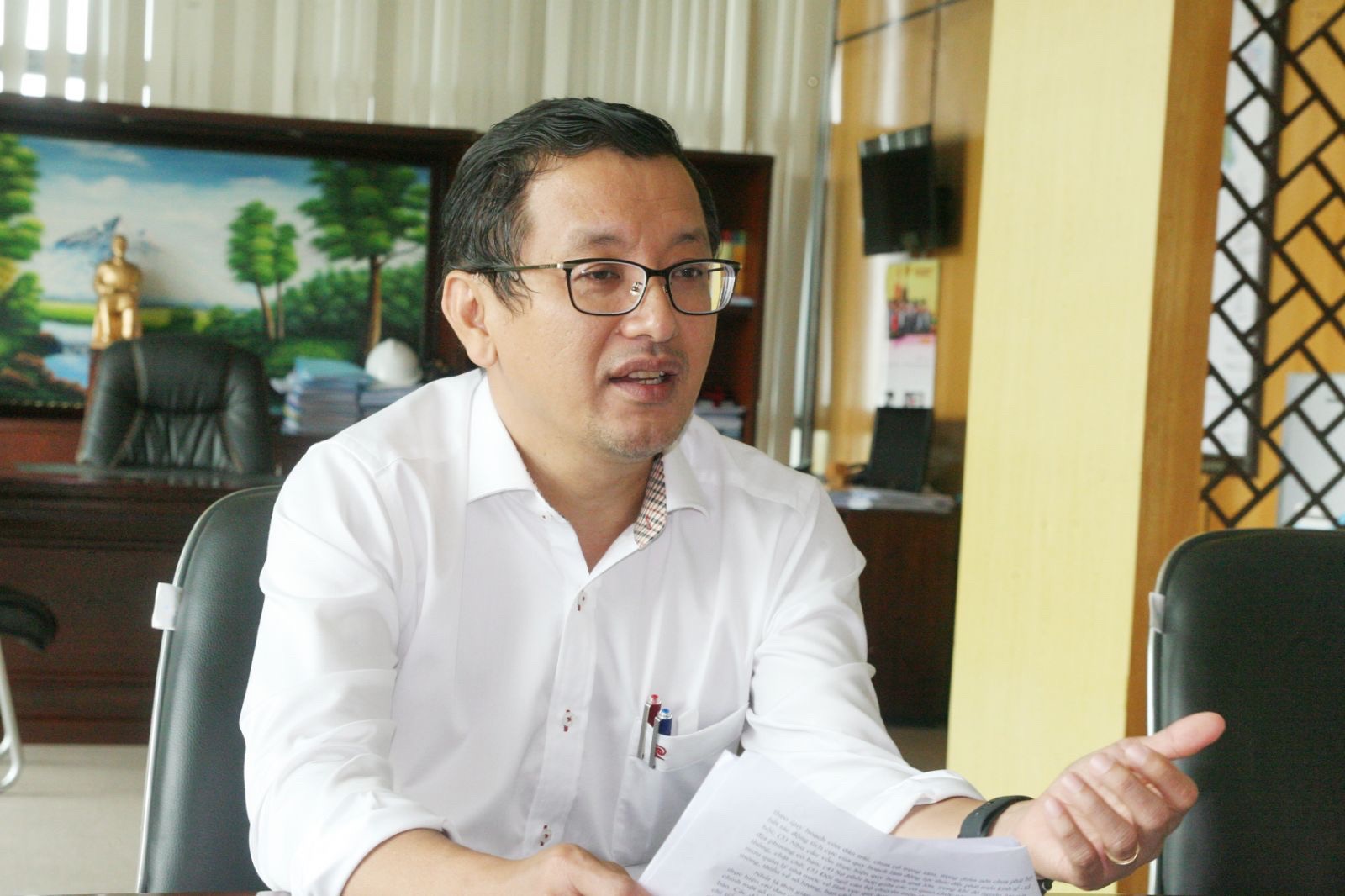 Ông Tạ Quốc Trung, Giám đốc Sở Xây dựng
