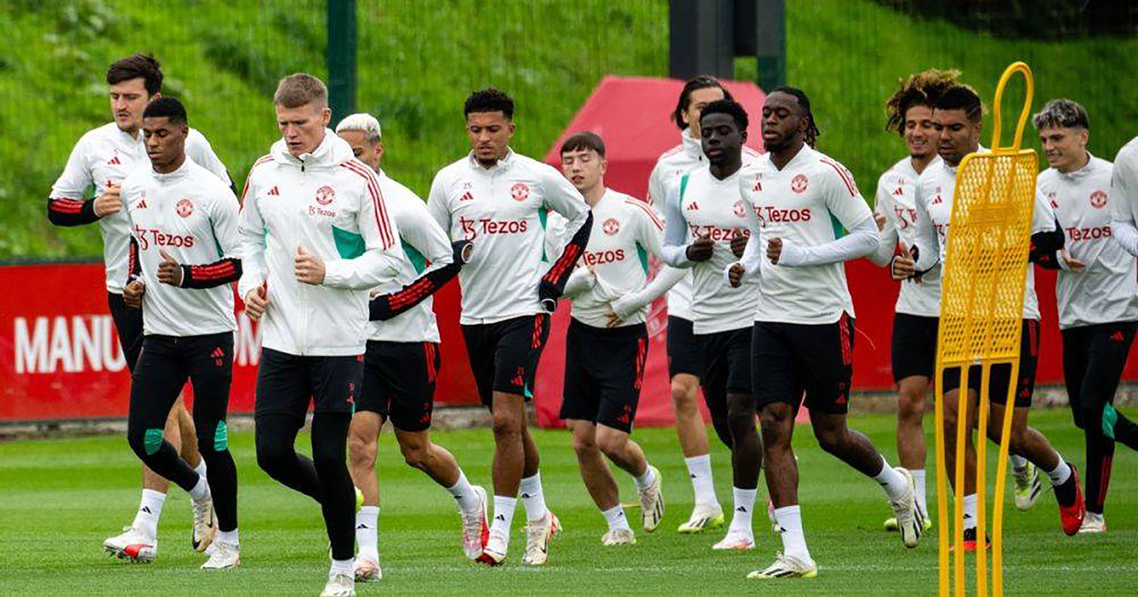 Manchester United chốt danh sách đăng ký Ngoại hạng Anh giai đoạn lượt đi.