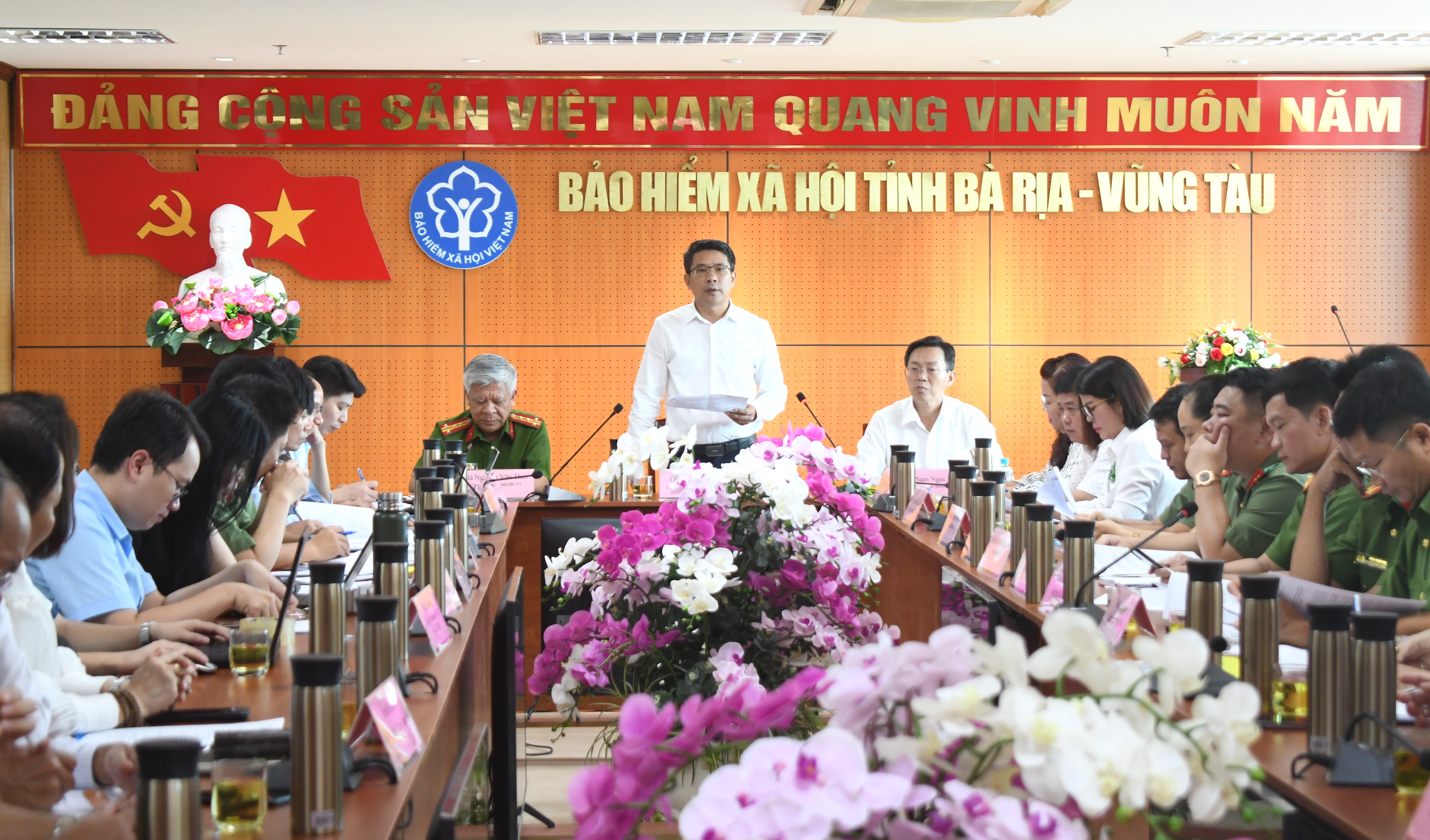Ông Bùi Quang Huy, Vụ Trưởng Vụ Thanh tra - Kiểm tra, BHXH Việt Nam phát biểu tại lễ công bố.