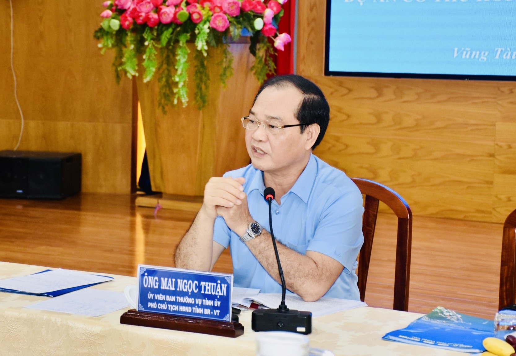 Ông Mai Ngọc Thuận, Phó Chủ tịch Thường trực HĐND tỉnh phát biểu tại buổi giám sát