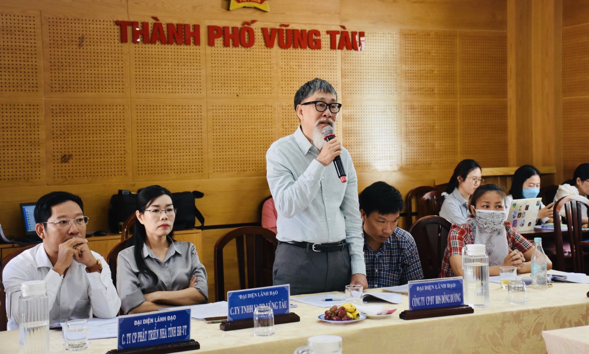 Đại diện chủ đầu tư dự án Vườn Xuân phát biểu về những khó khăn, vướng mắc trong việc thu hồi đất để thực hiện dự án