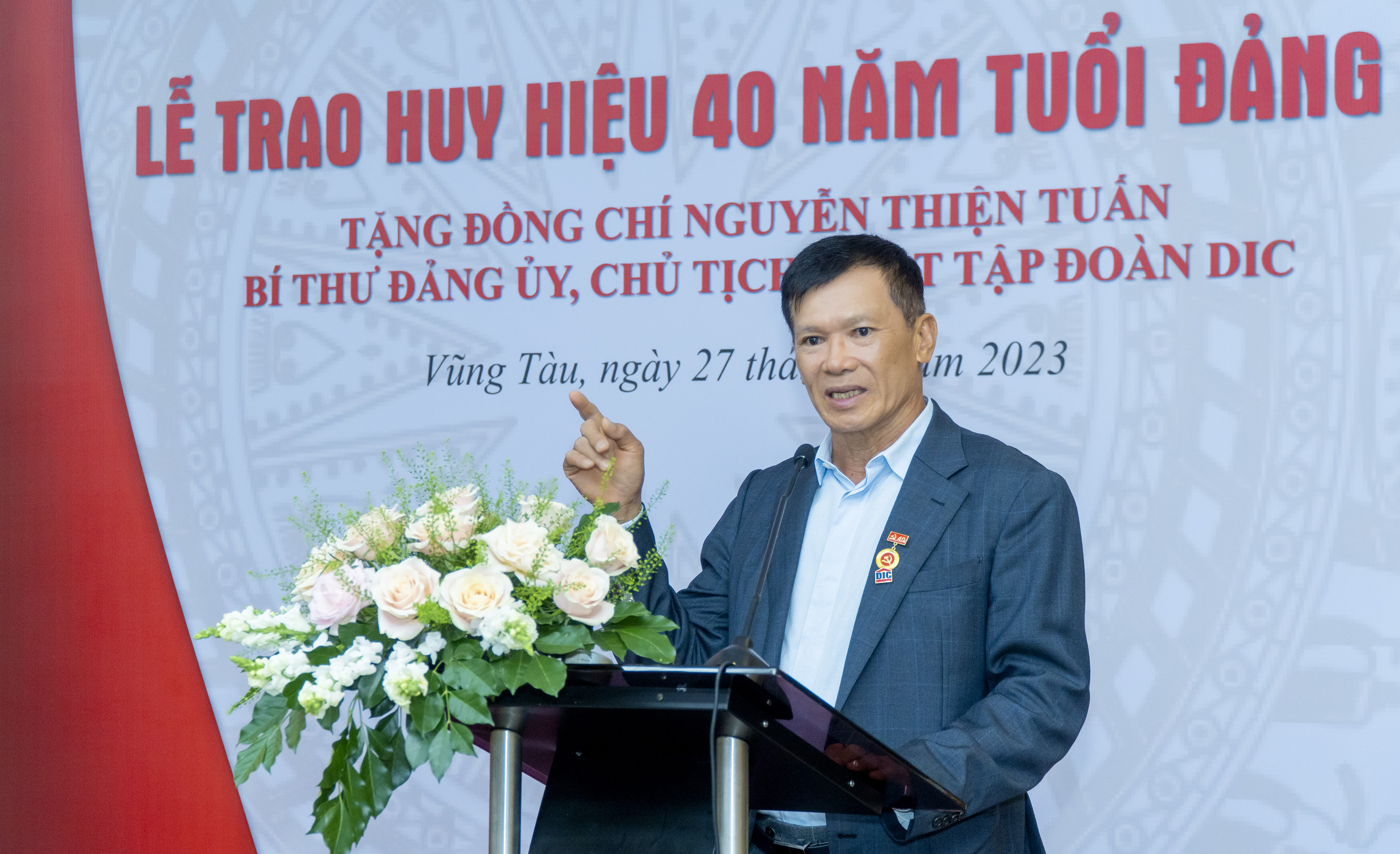 Đảng viên Nguyễn Thiện Tuấn, Bí thư Đảng ủy, Chủ tịch HĐQT DIC Corp phát biểu tại buổi lễ.