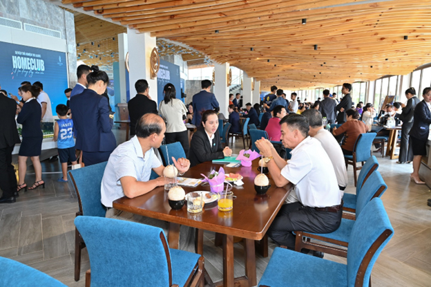 Hơn 200 khách hàng tham dự sự kiện trải nghiệm The Alaric, Home club - nơi đong đầy cảm xúc vào sáng ngày 14/10/2023 tại The Maris Vũng Tàu.