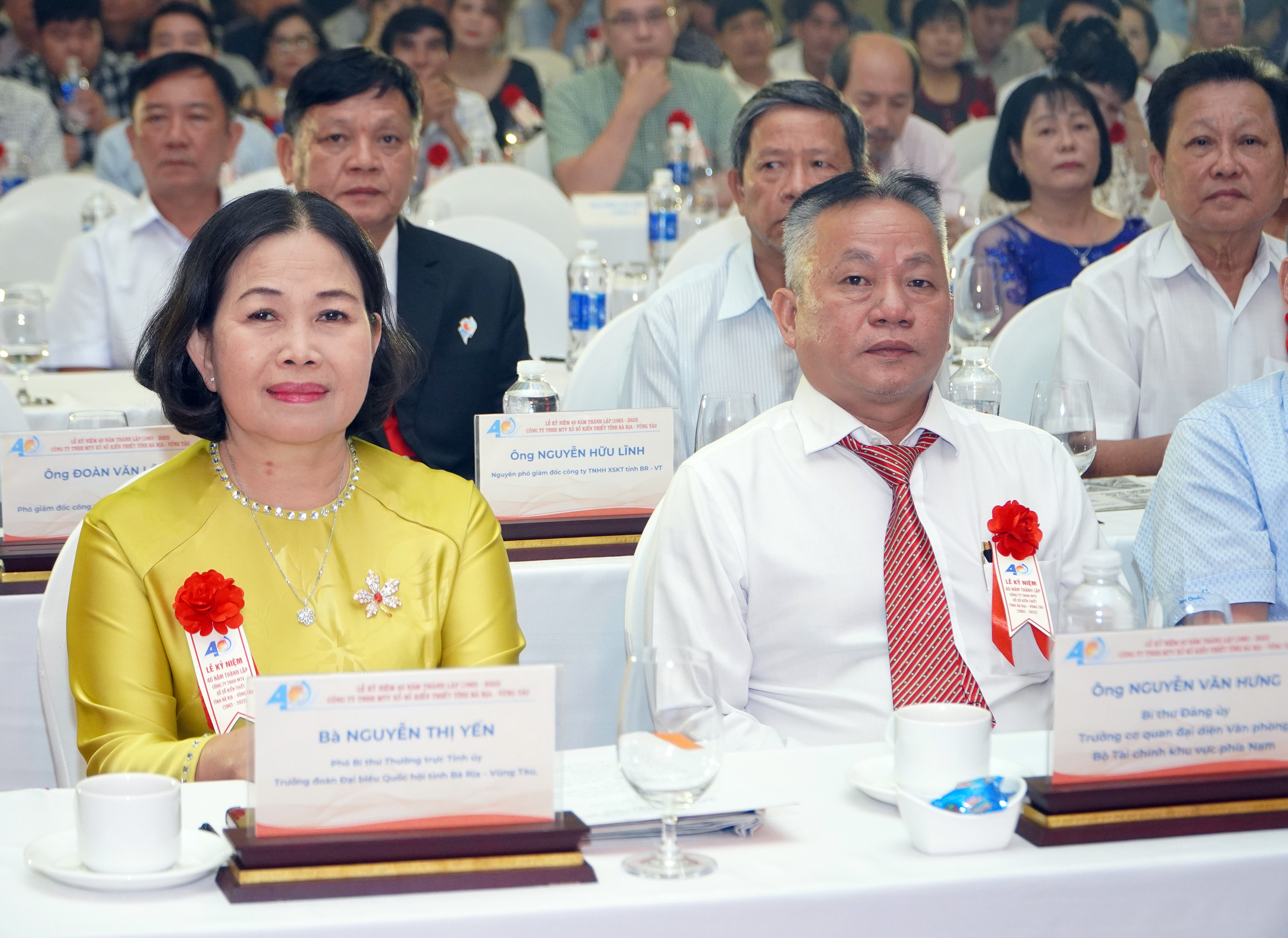 Lãnh đạo Bộ Tài chính, lãnh đạo tỉnh tham dự lễ kỷ niệm.