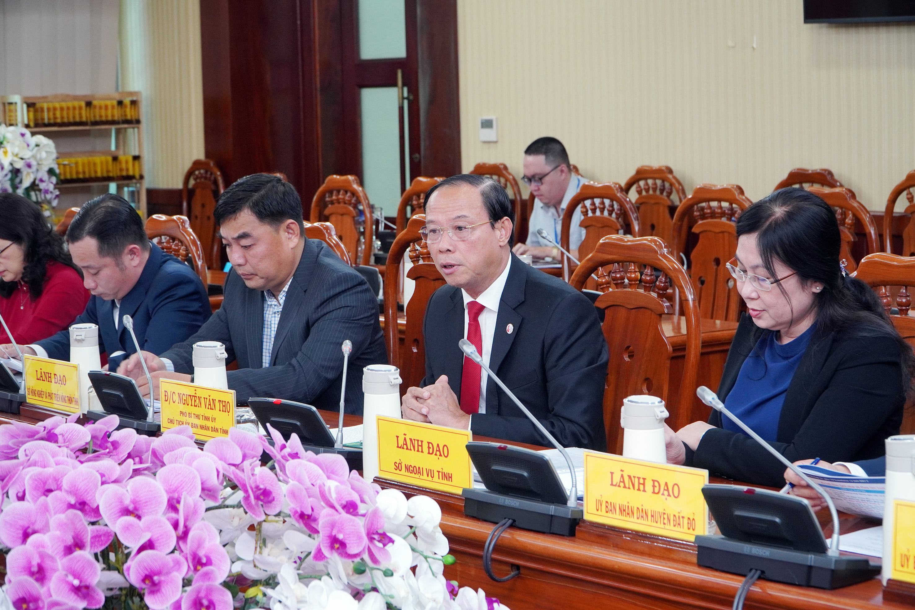 Lãnh đạo tỉnh, các sở, ngành, địa phương tham dự buổi tiếp, làm việc với đoàn TP.  It