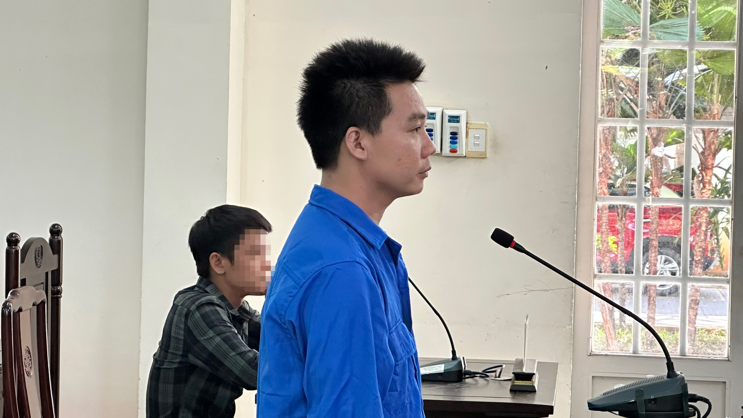 Đâm chủ nợ trọng thương, lãnh 7 năm tù