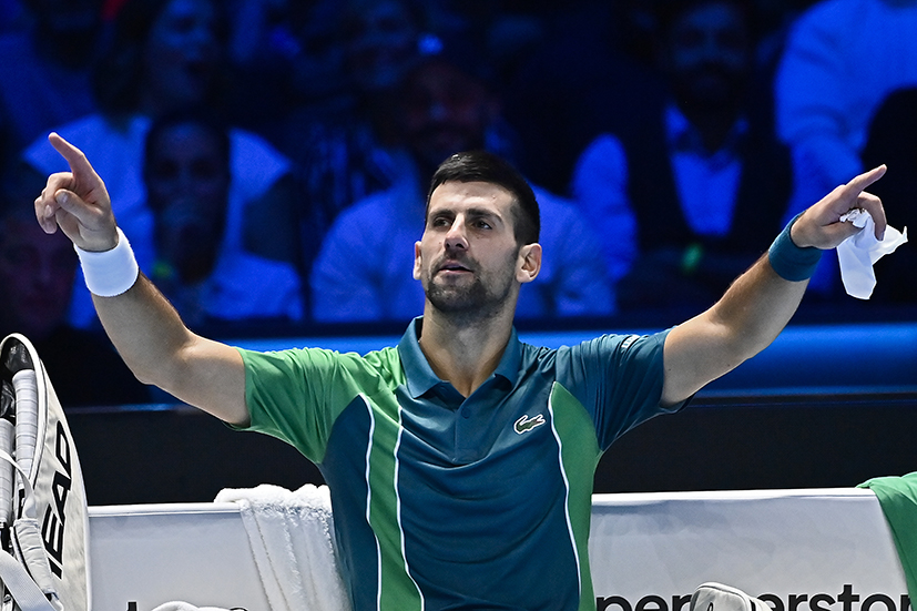 Djokovic thắng dễ Alcaraz.