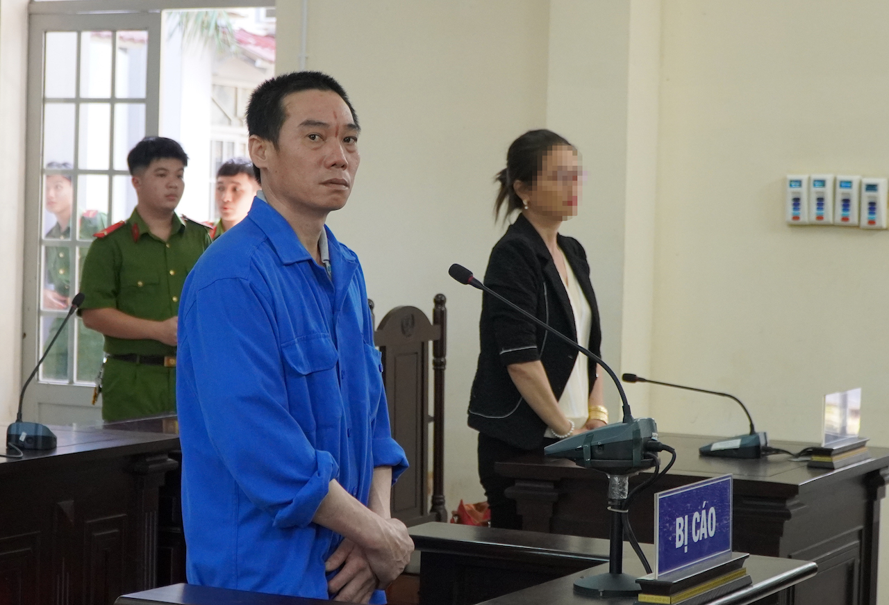 Bị cáo Huỳnh Thanh Hoàng bị tuyên phạt 20 năm tù vì dùng dao đâm chết thuyền trưởng.