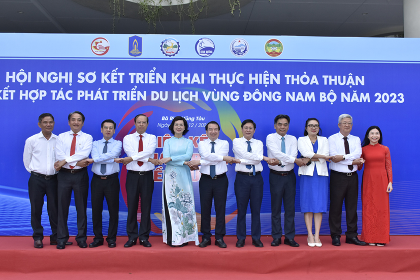 Lãnh đạo các tỉnh, thành phố Đông Nam Bộ thắt chặt vòng tay kết nối.
