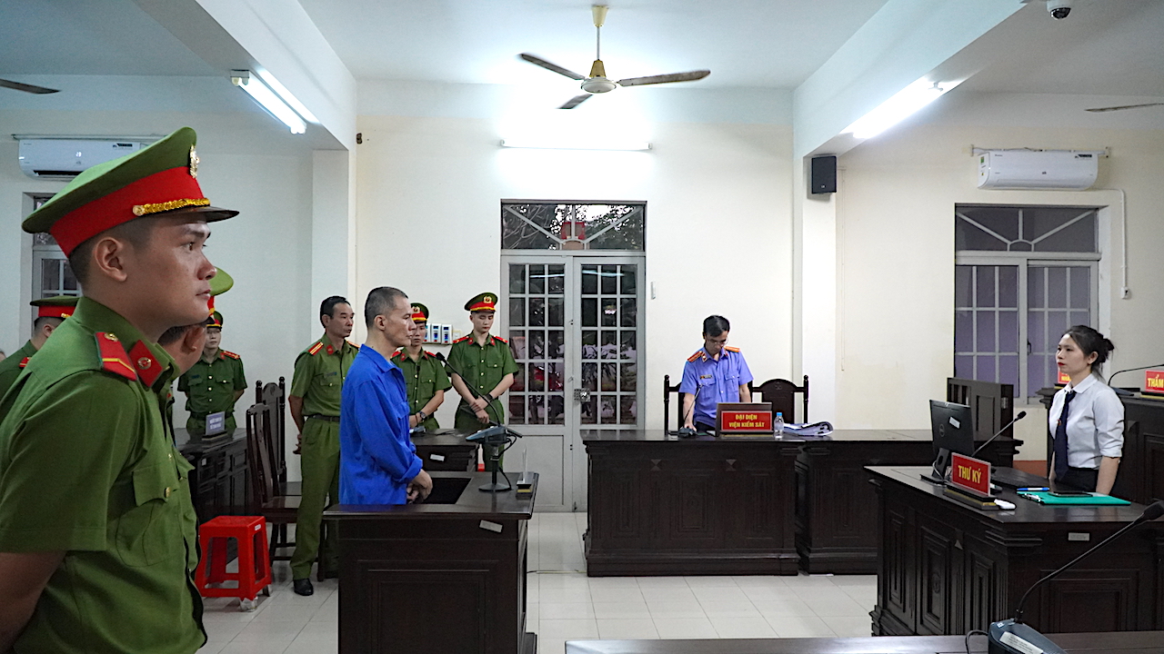 Toàn cảnh phiên xét xử.