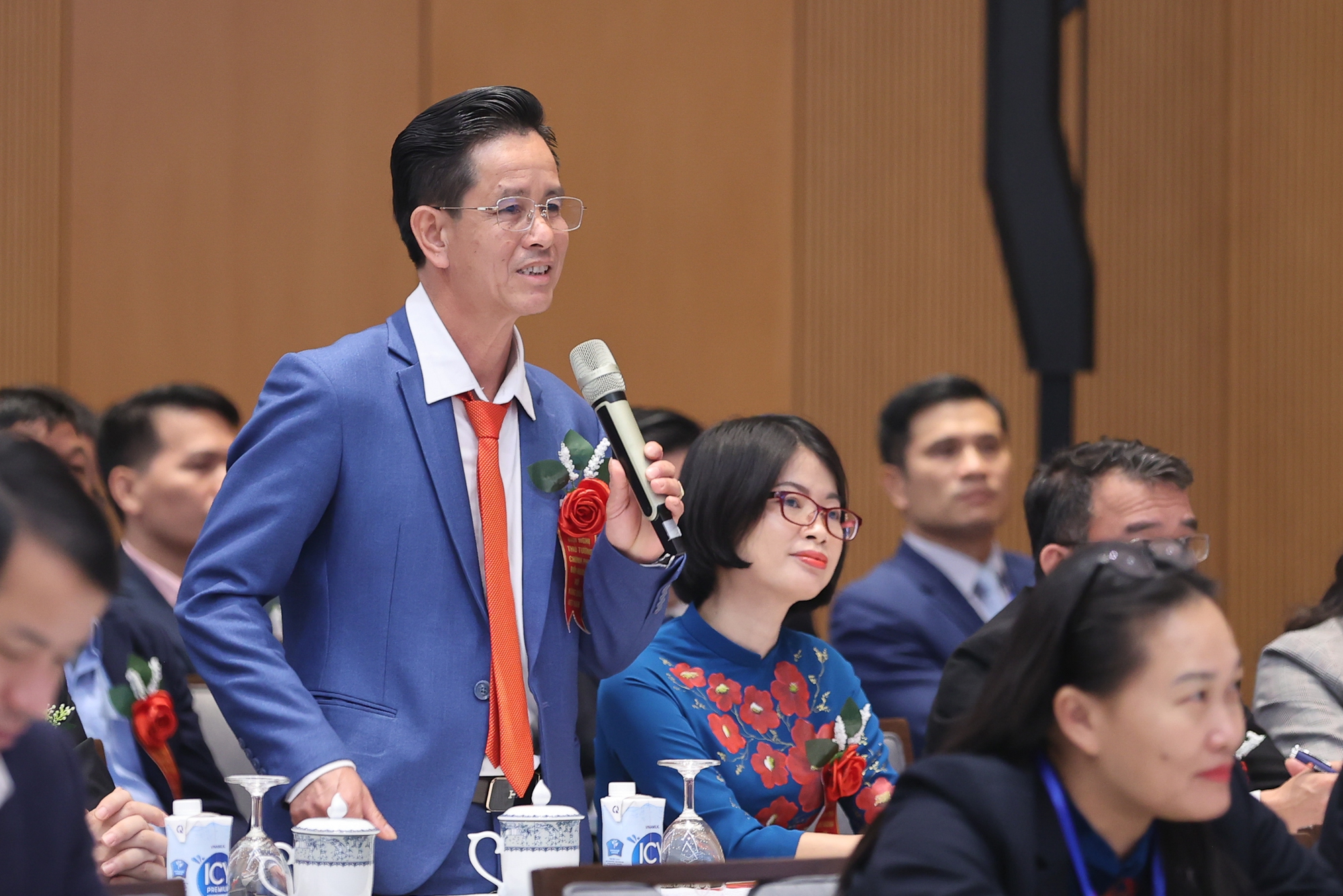 Nông dân Nguyễn Văn Hữu, Giám đốc HTX nông nghiệp và thương mại Thanh Hải (Lục Ngạn, Bắc Giang). Ảnh: VGP