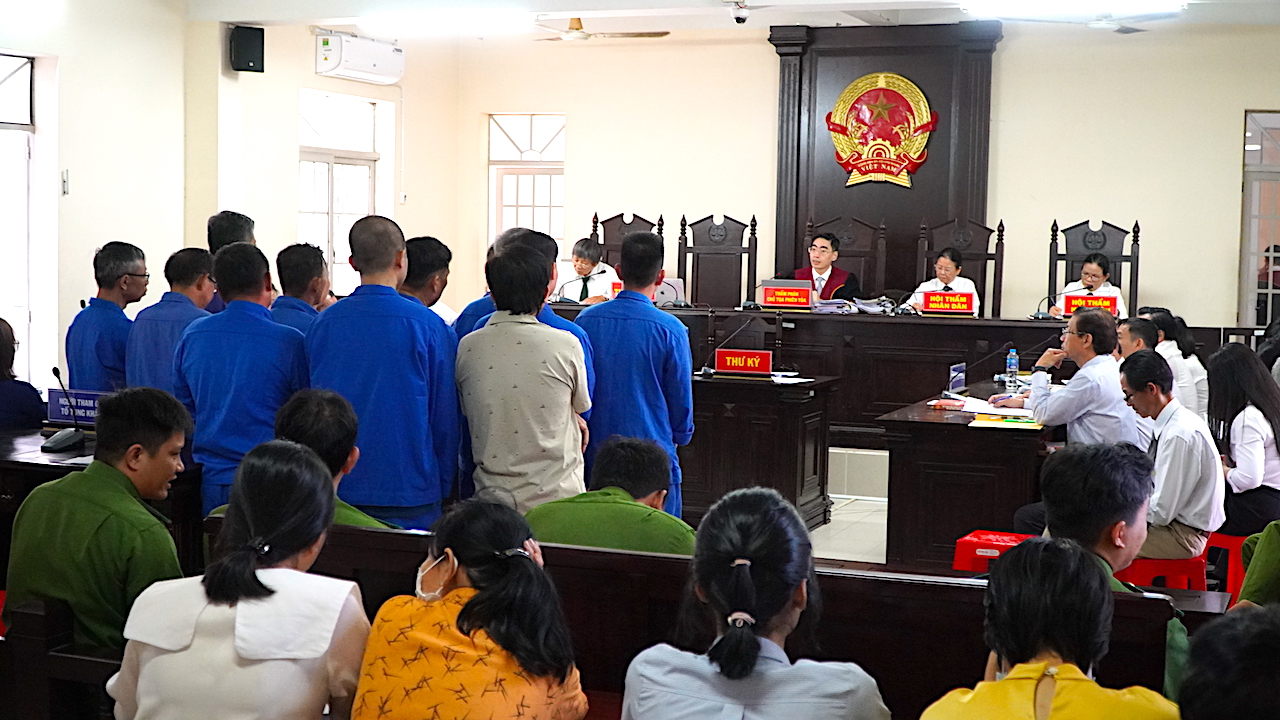 Toàn cảnh phiên xét xử.