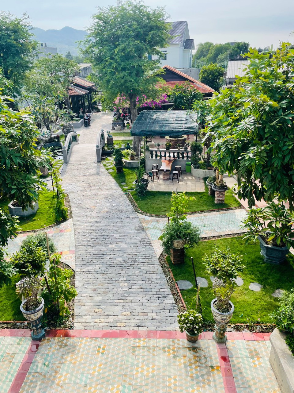 Không gian bên ngoài của khu trưng bày Nam Bộ xưa.