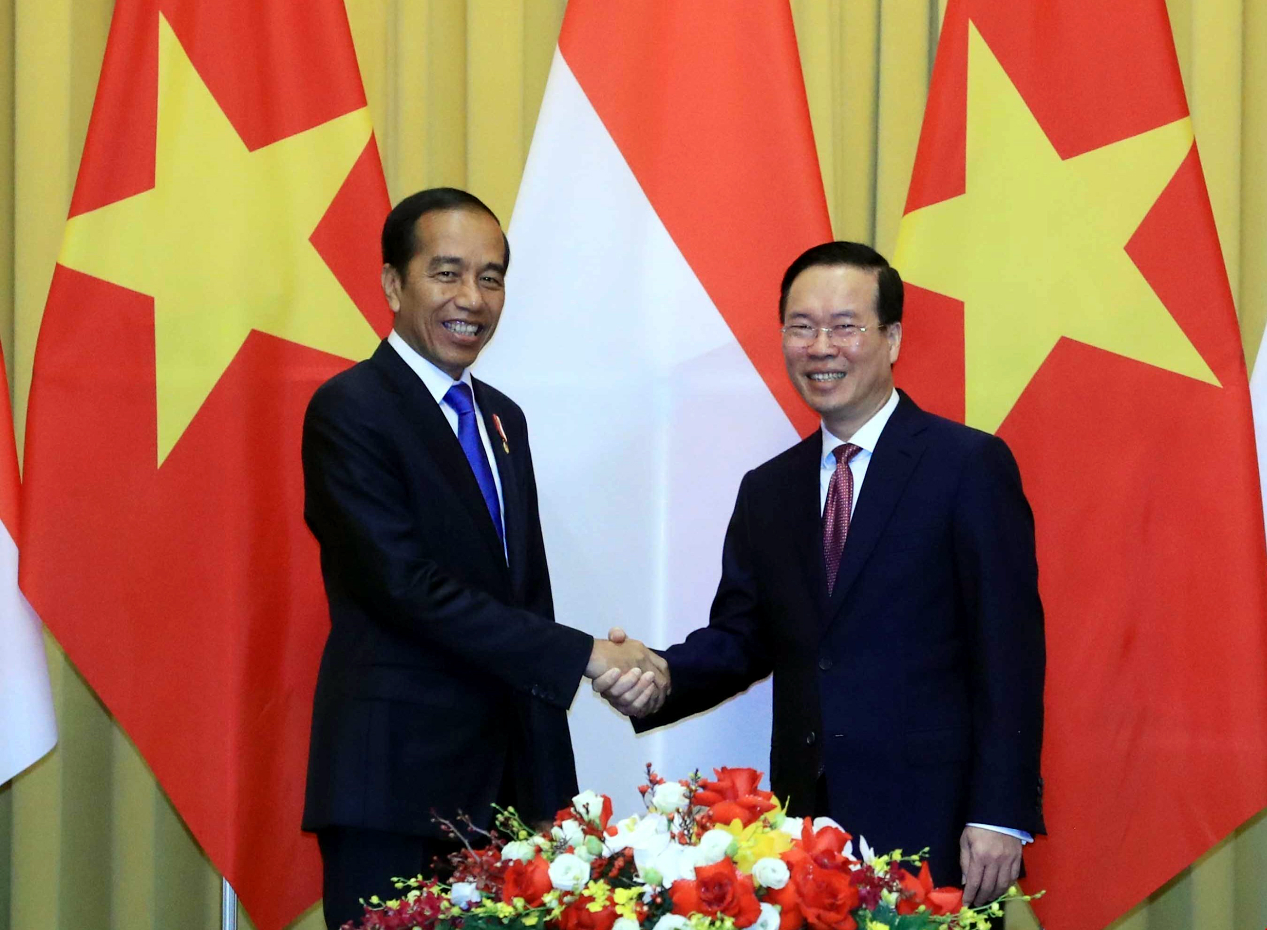 Chủ tịch nước Võ Văn Thưởng và Tổng thống Indonesia Joko Widodo tại buổi hội đàm. Ảnh: THỐNG NHẤT