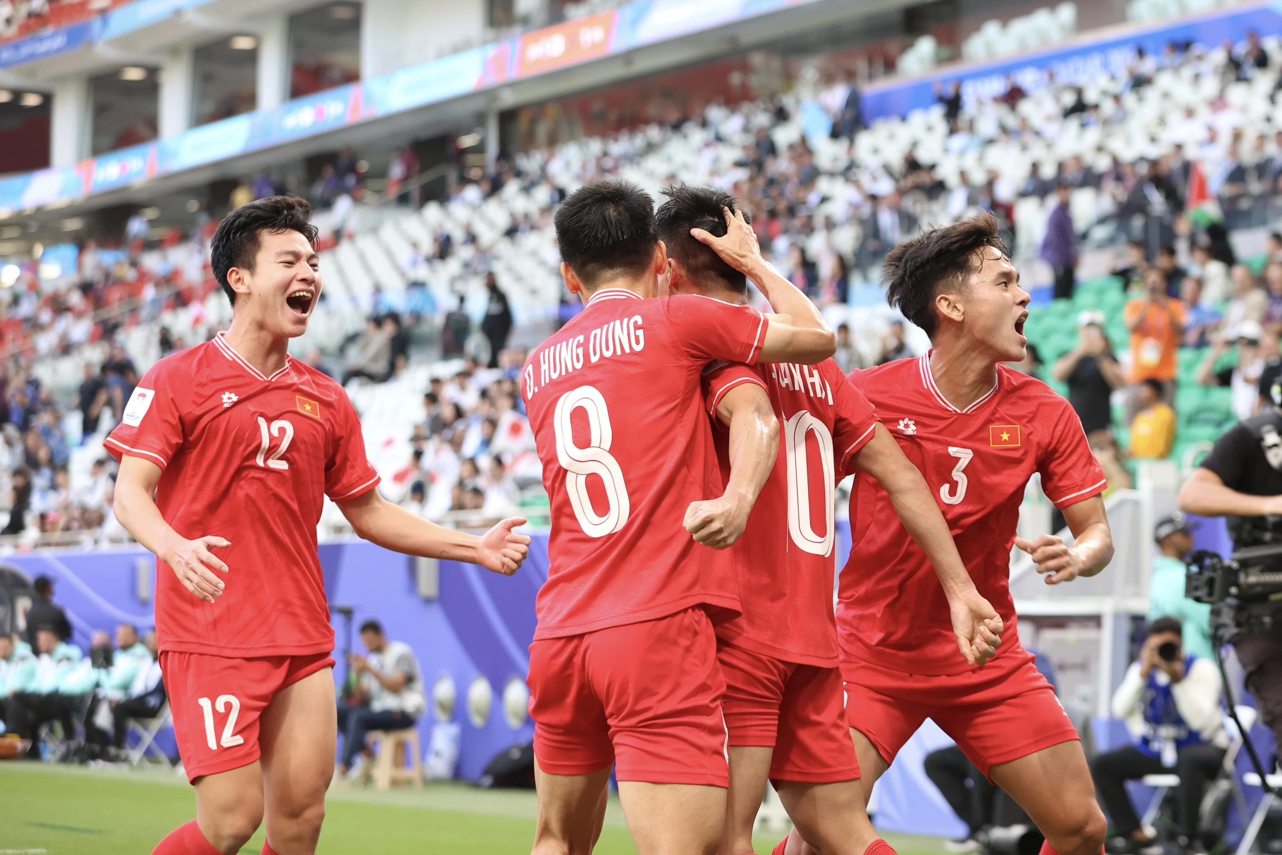 Tuyển Việt Nam có màn trình diễn tích cực trước Nhật Bản ở Asian Cup 2023.