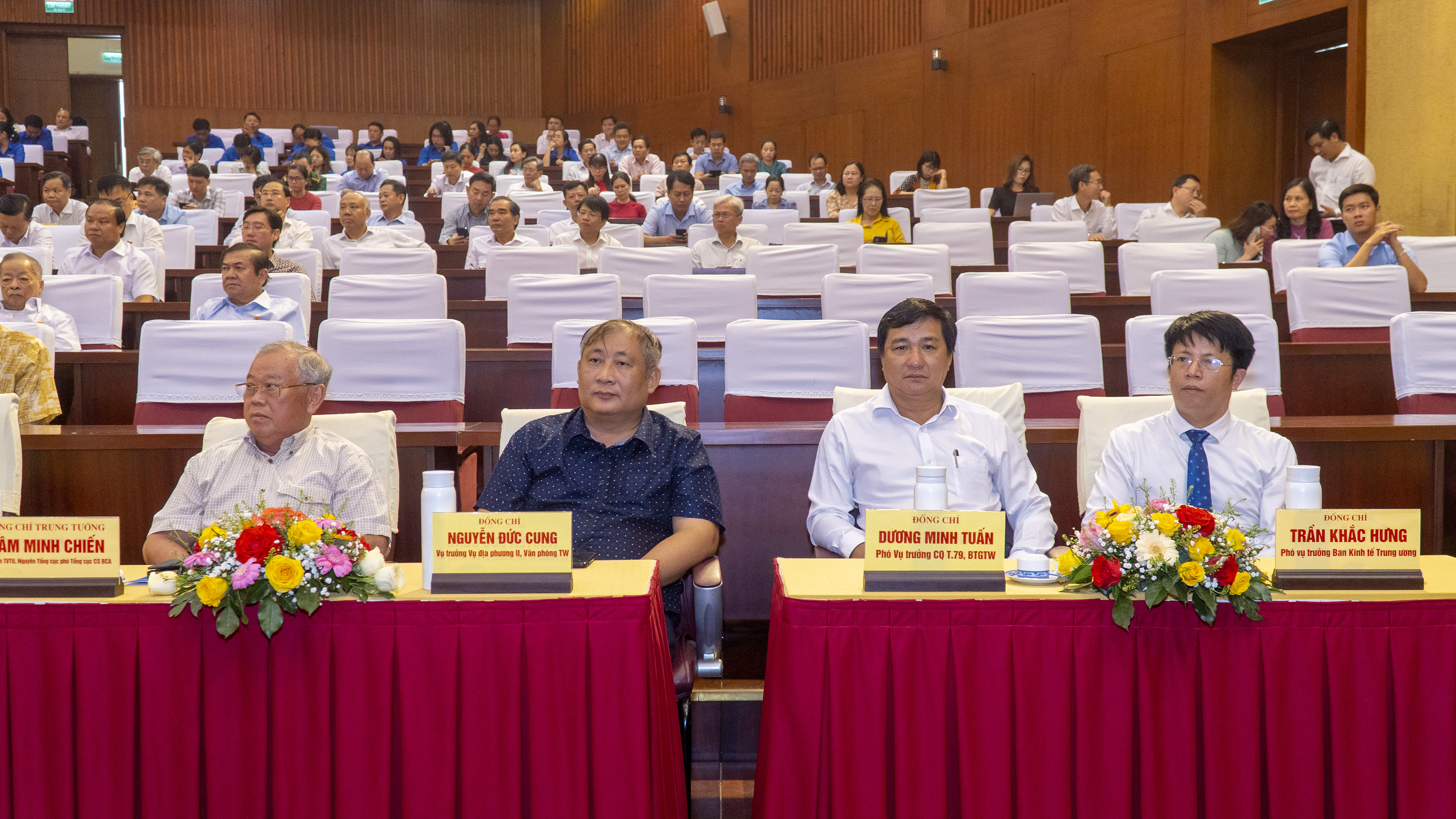 Đại diện lãnh đạo các Ban Đảng Trung ương tham dự buổi lễ.