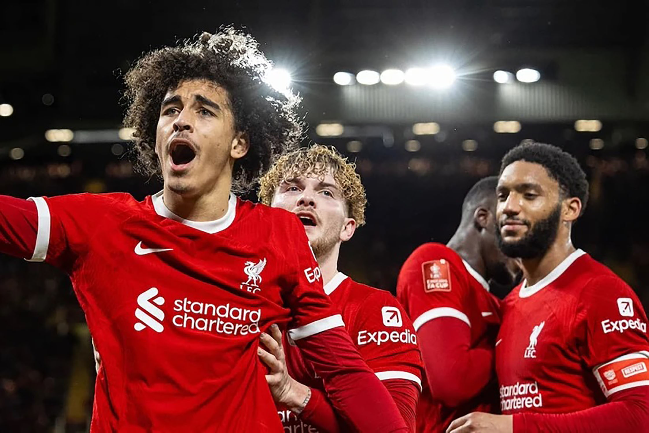 Liverpool vào tứ kết FA Cup.
