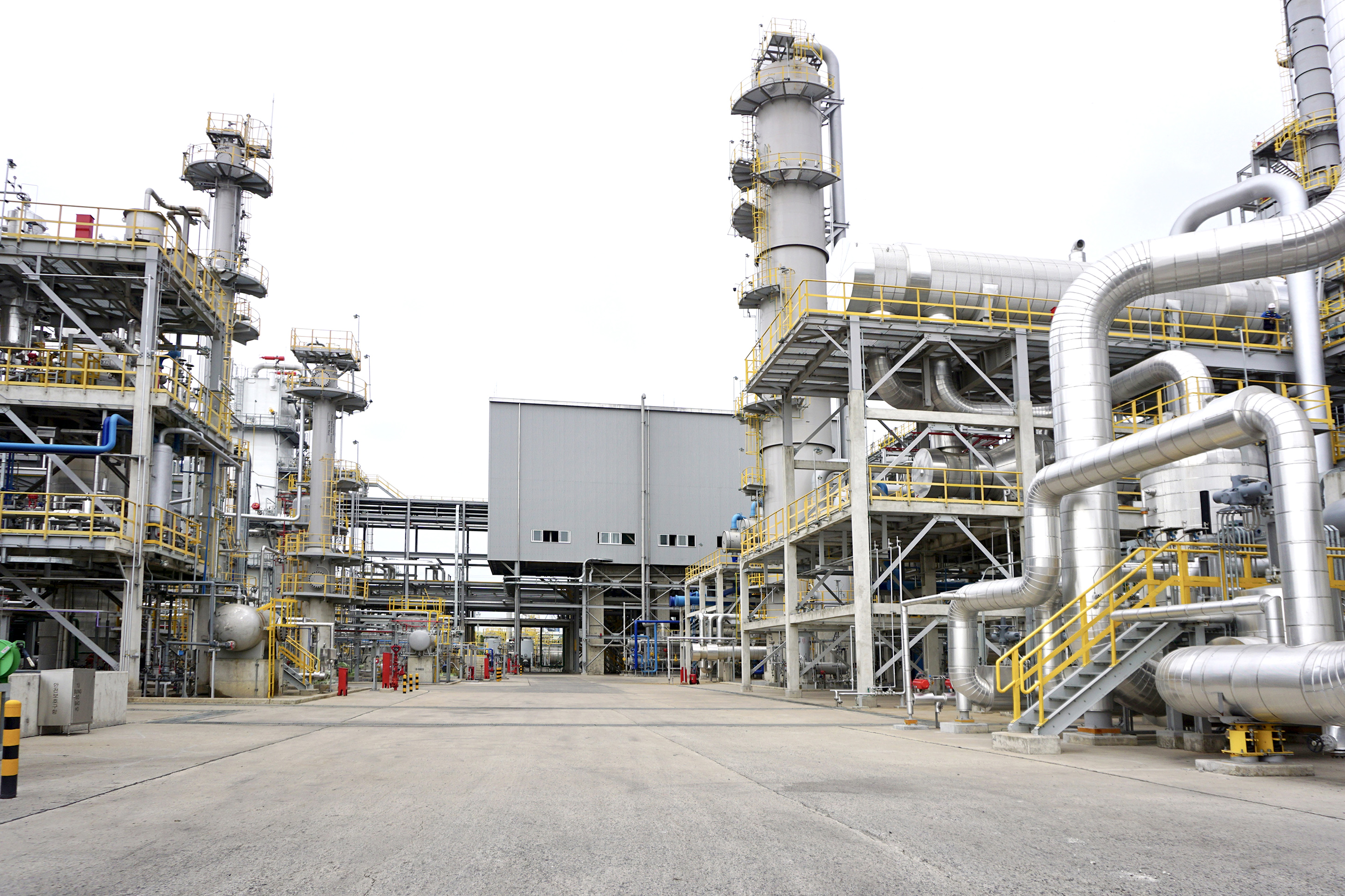 Nhà máy sản xuất Polypropylene (PP) và Kho ngầm chứa khí hóa lỏng LPG Hyosung vốn đầu tư hơn 1 tỷ USD tại Phú Mỹ.
