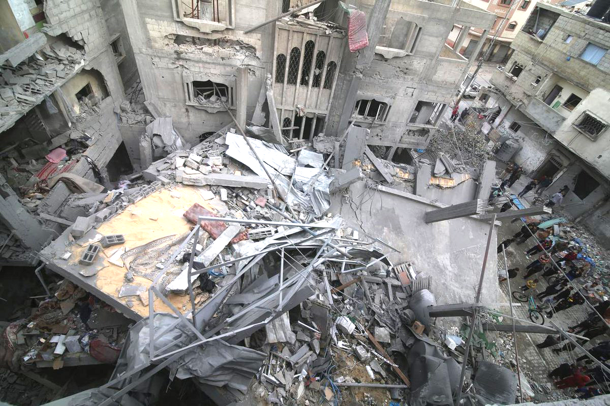Cảnh đổ nát sau các cuộc không kích của Israel xuống thành phố Rafah, Dải Gaza.