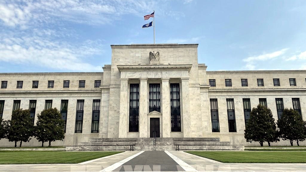 Lo ngại lạm phát Fed để ngỏ khả năng giảm lãi suất