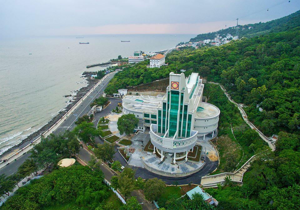 Nhà Bảo tàng tỉnh là một trong những công trình dấu ấn của Tân Phước Thịnh.