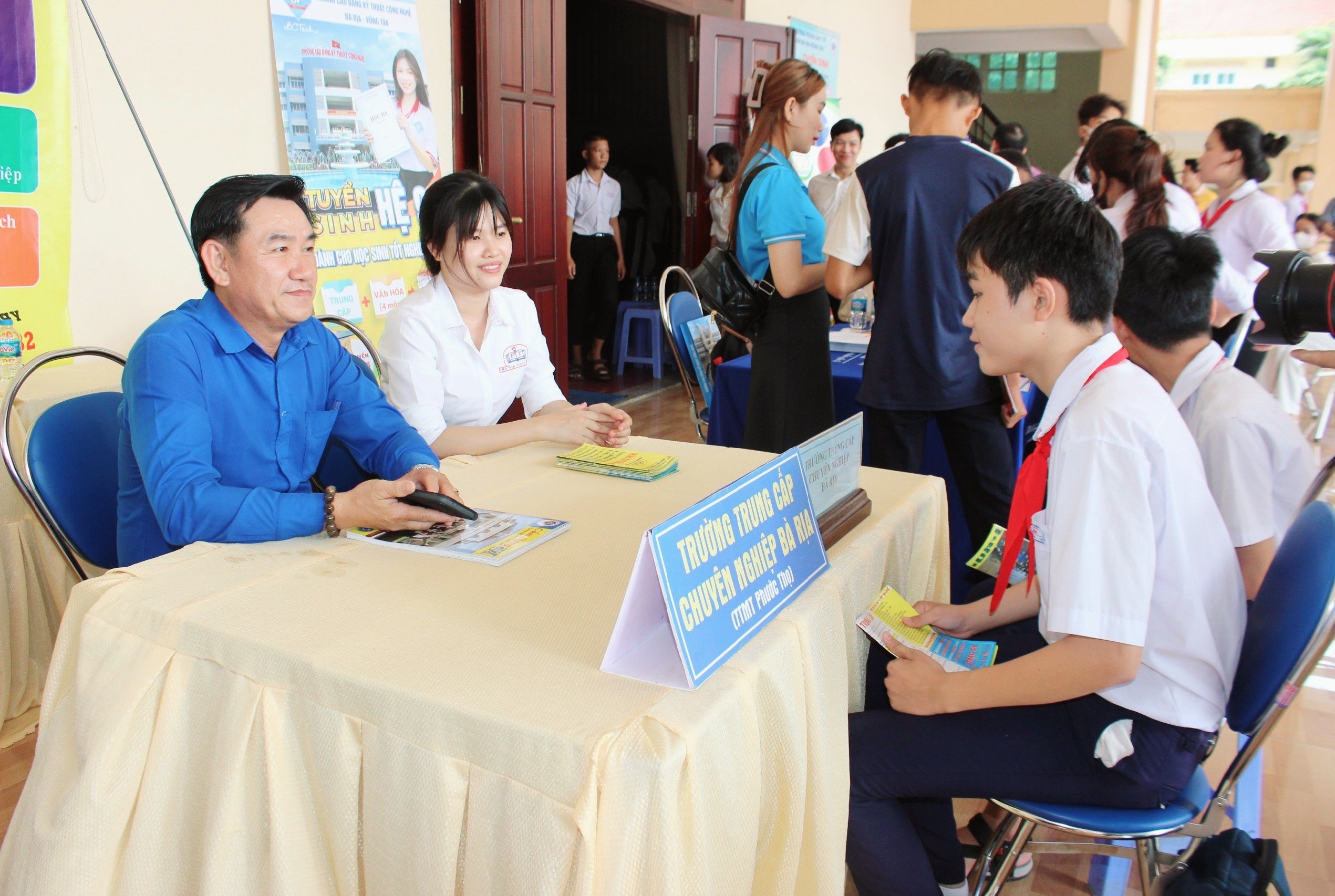 Trường Trung cấp Bách khoa Bà Rịa tư vấn cho HS huyện Đất Đỏ.