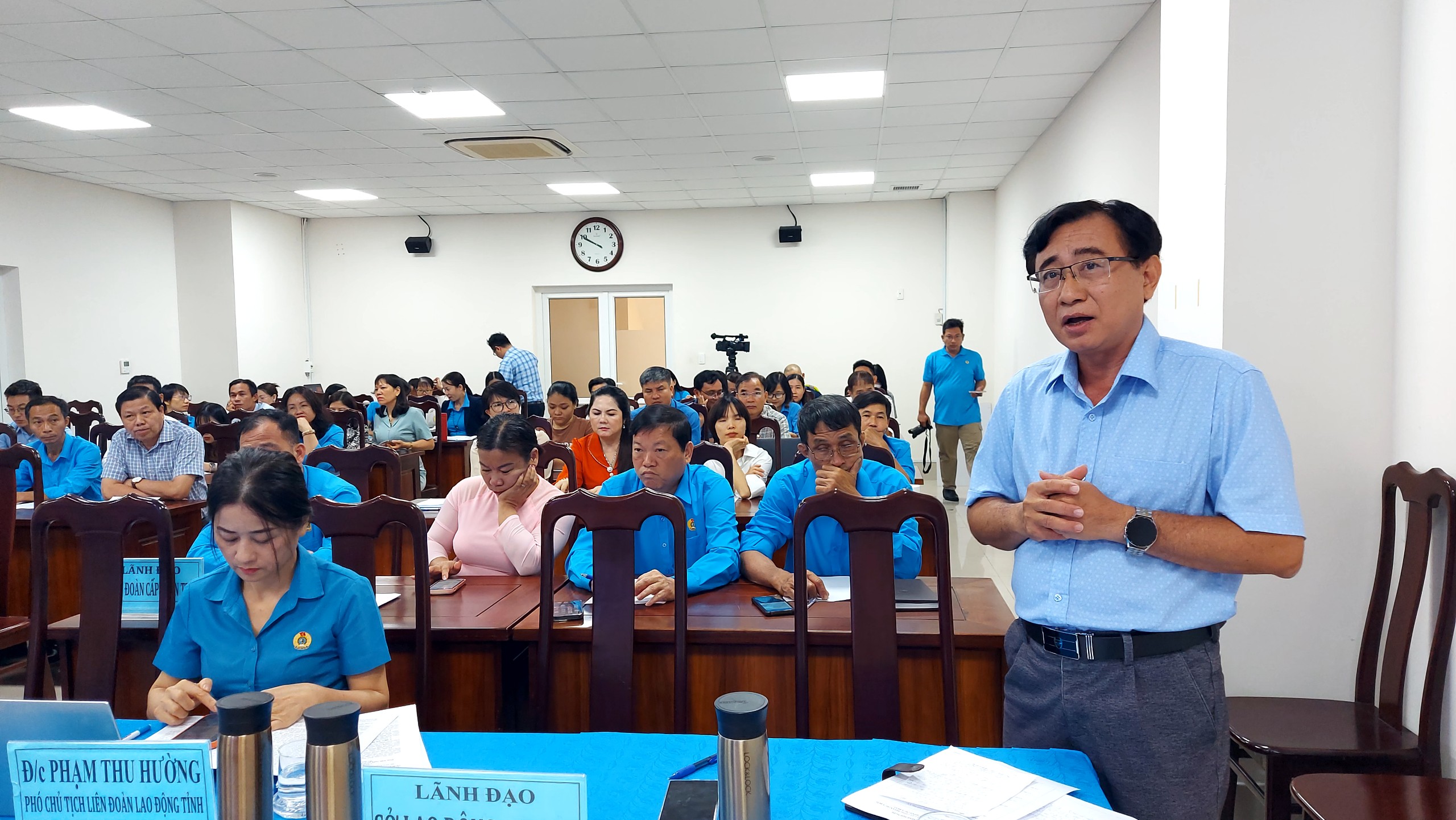 Ông Nguyễn Phi Hùng, Trưởng Phòng Lao động-Việc làm-Tiền lương (Sở LĐTBXH) nêu ý kiến về quy định đóng kinh phí công đoàn.