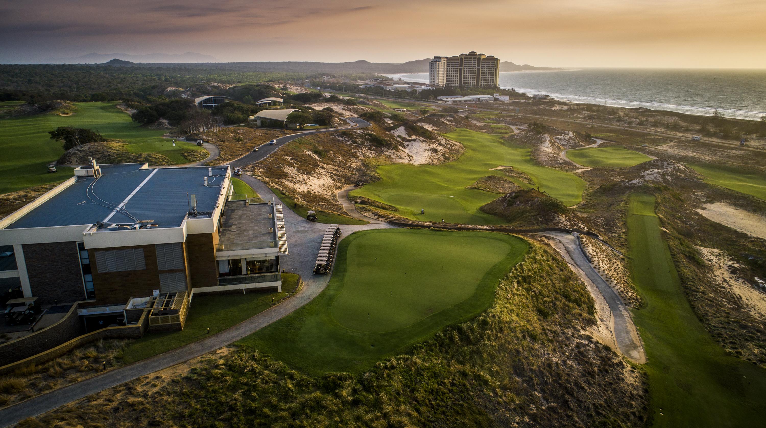 Sân golf The Bluffs Hồ Tràm (huyện Xuyên Mộc, tỉnh Bà Rịa-Vũng Tàu). Ảnh: MINH HIỀN