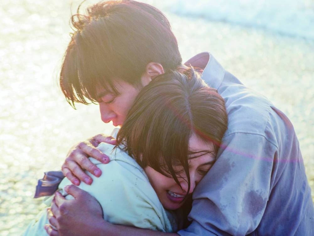 April, Come She Will, Bộ phim điện ảnh Nhật Bản là một bản tình ca đậm chất nghệ thuật và đầy trăn trở về quá khứ, hiện tại và tương lai.
